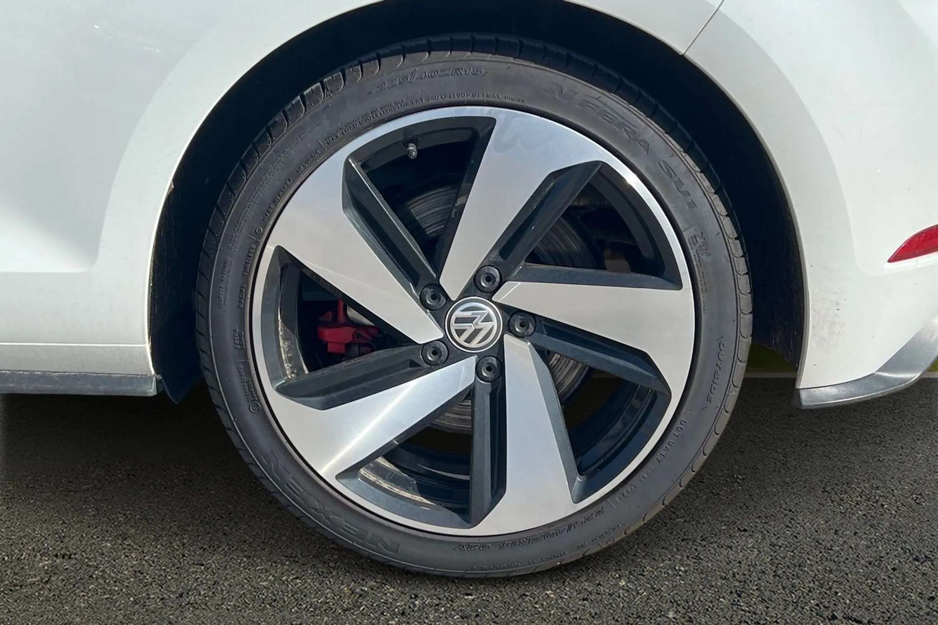 2019 VOLKSWAGEN GOLF 2019 VOLKSWAGEN GOLF