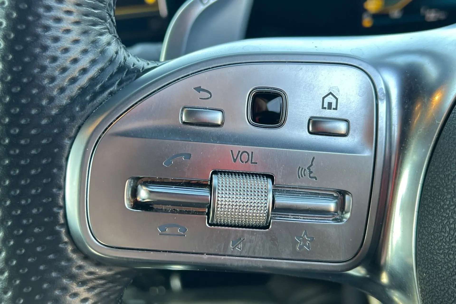 2021 MERCEDES-BENZ A CLASS 2021 MERCEDES-BENZ A CLASS