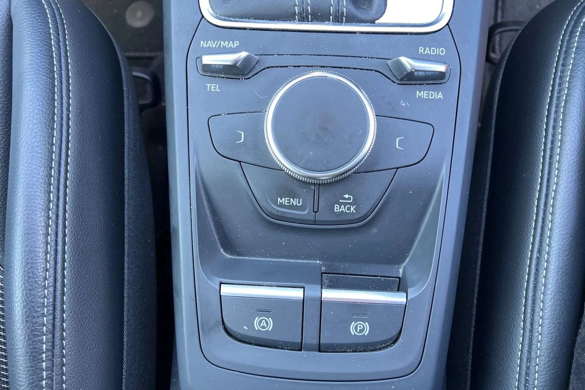 2019 AUDI Q2 2019 AUDI Q2