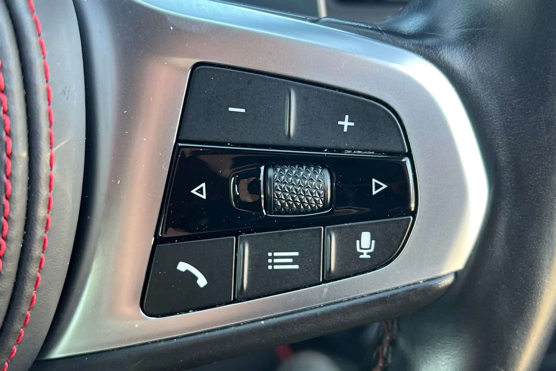 2021 BMW 1 SERIES 2021 BMW 1 SERIES