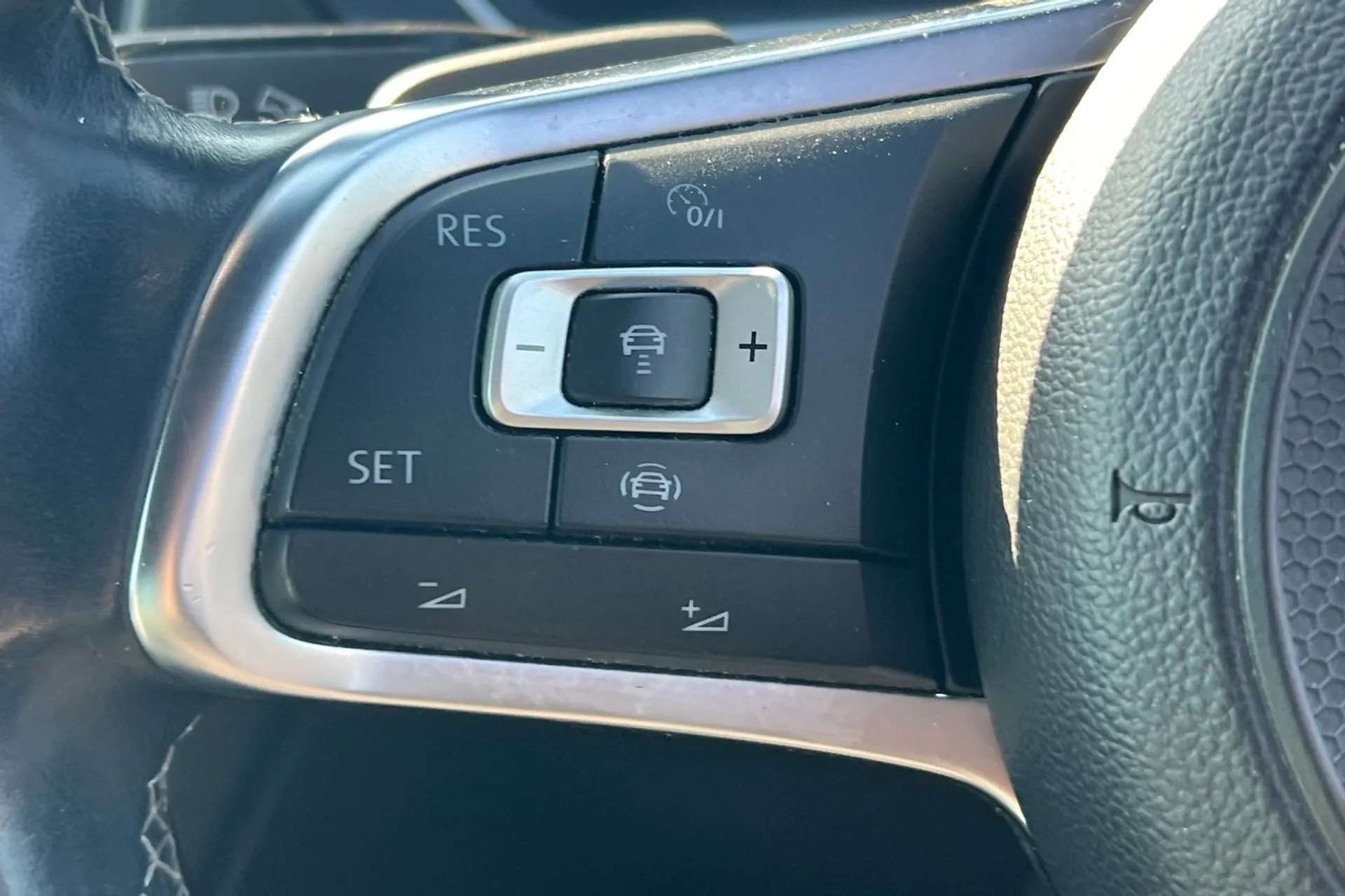 2019 VOLKSWAGEN TIGUAN 2019 VOLKSWAGEN TIGUAN