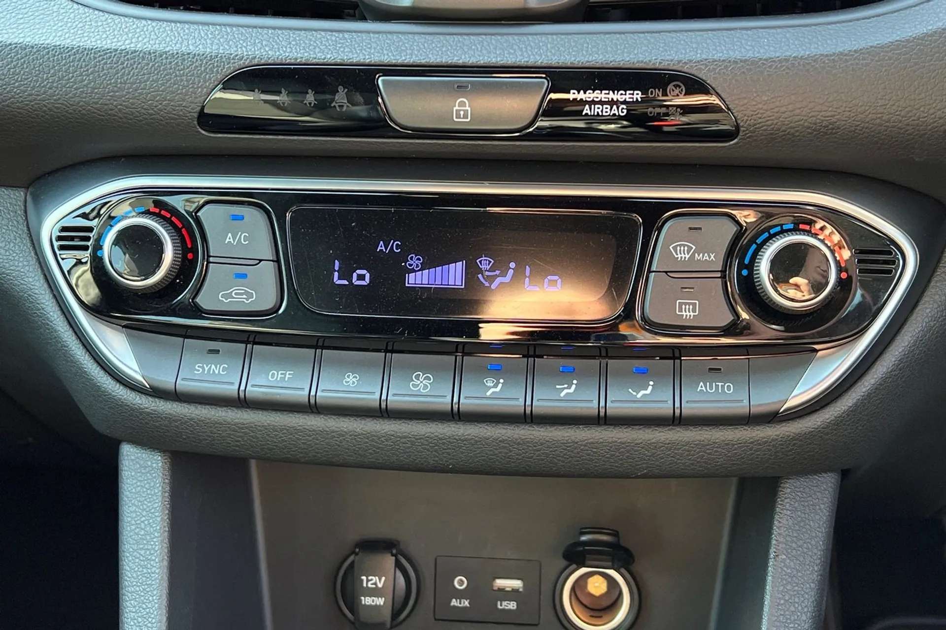 2019 HYUNDAI I30 2019 HYUNDAI I30