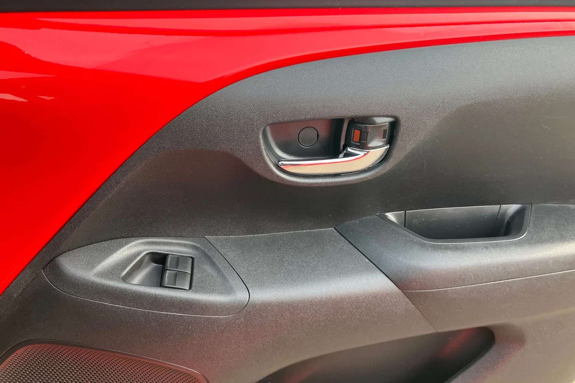 2021 PEUGEOT 108 2021 PEUGEOT 108