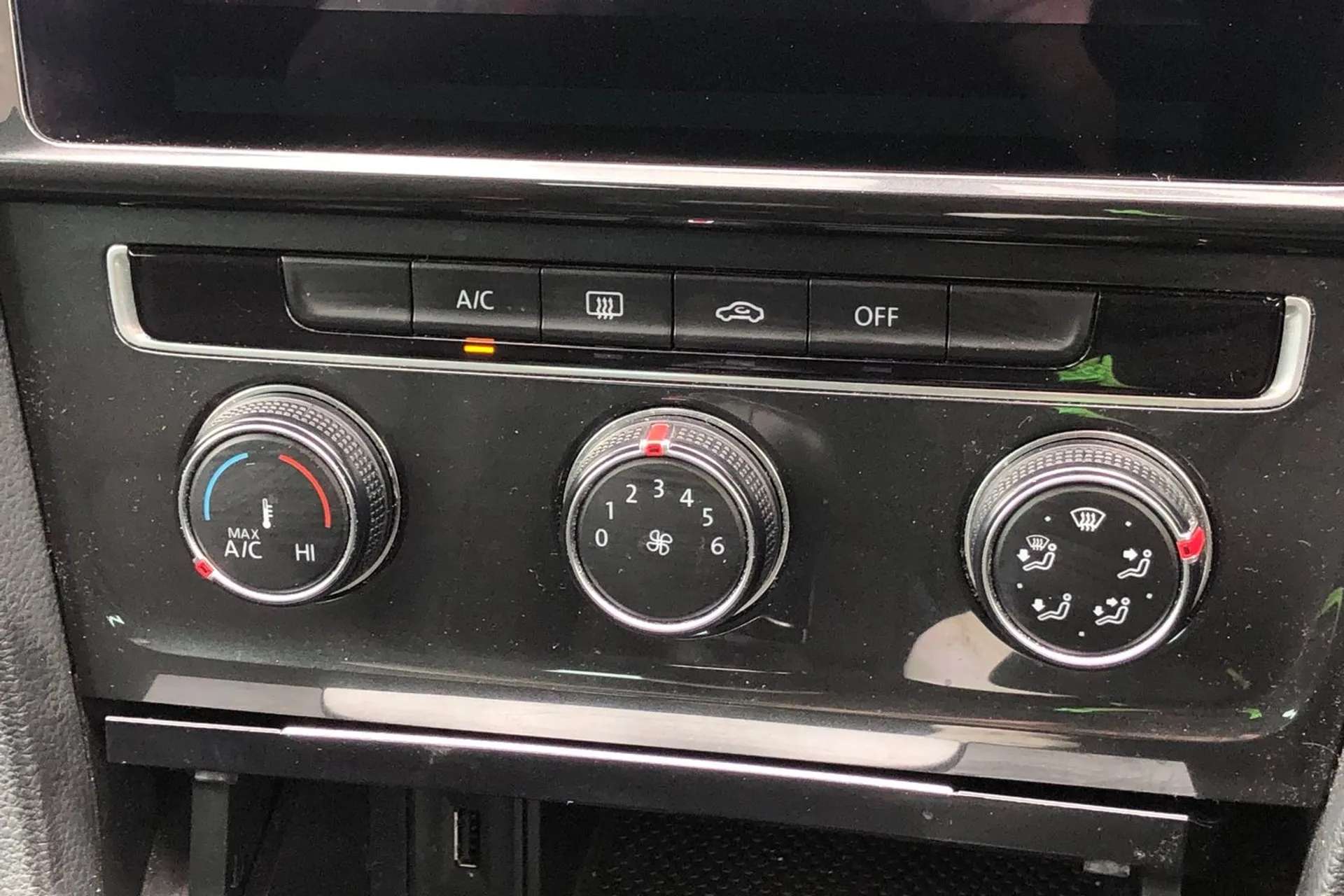 2019 VOLKSWAGEN GOLF 2019 VOLKSWAGEN GOLF