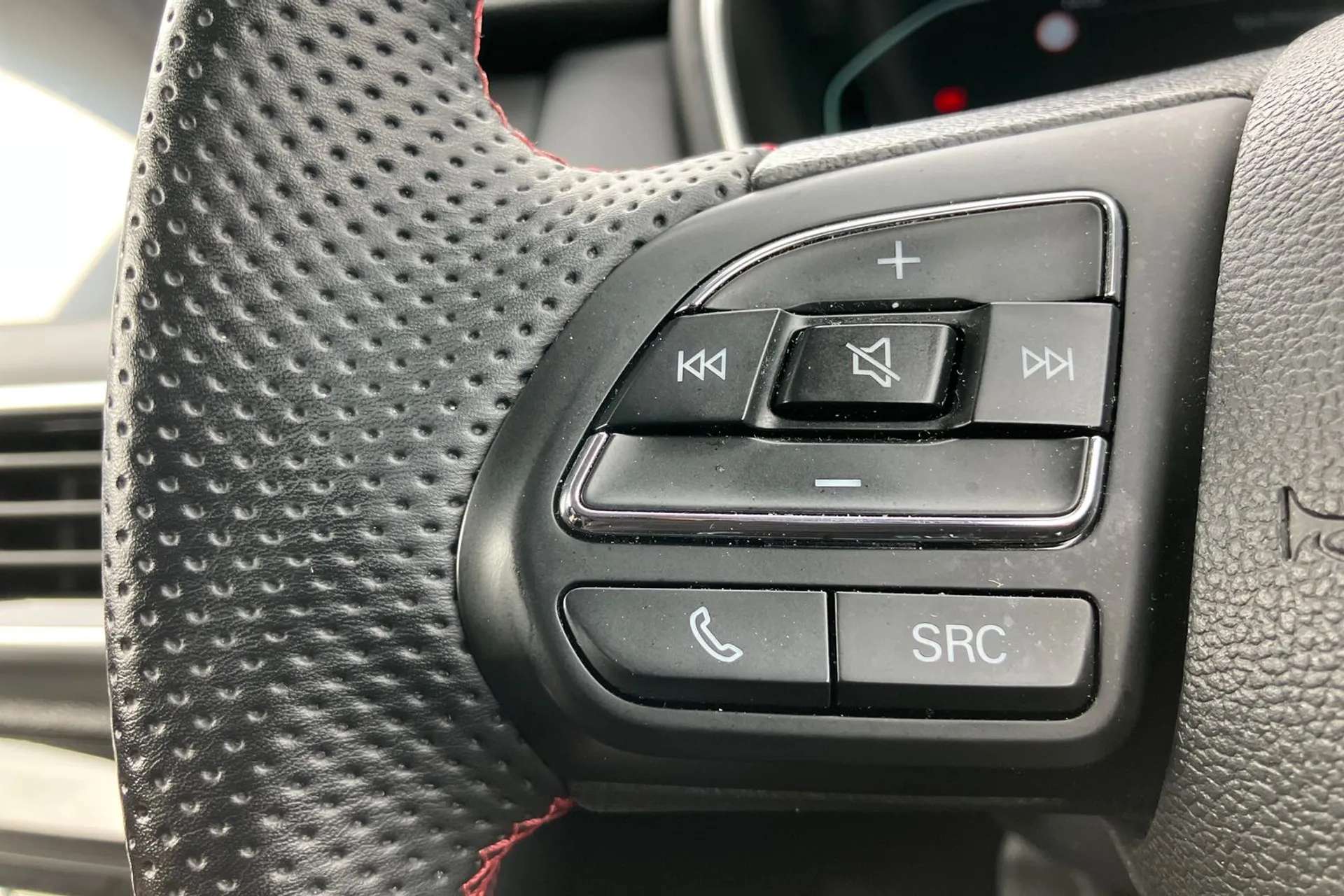 2024 MG MOTOR UK HS 2024 MG MOTOR UK HS