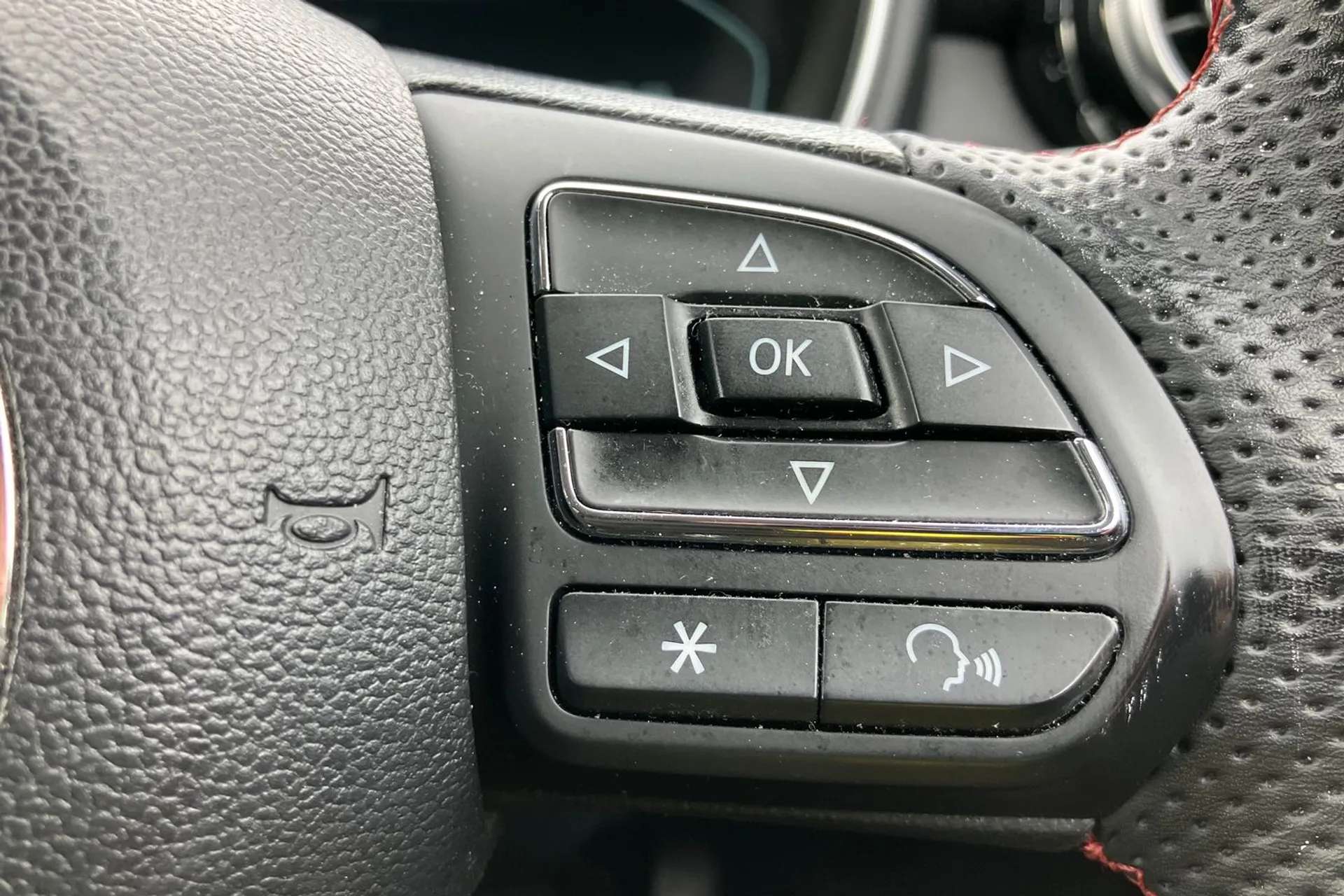 2024 MG MOTOR UK HS 2024 MG MOTOR UK HS