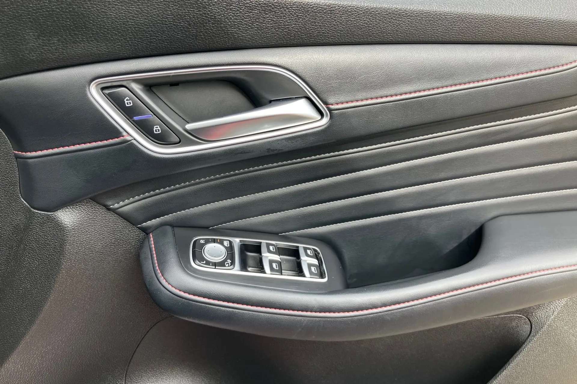 2024 MG MOTOR UK HS 2024 MG MOTOR UK HS