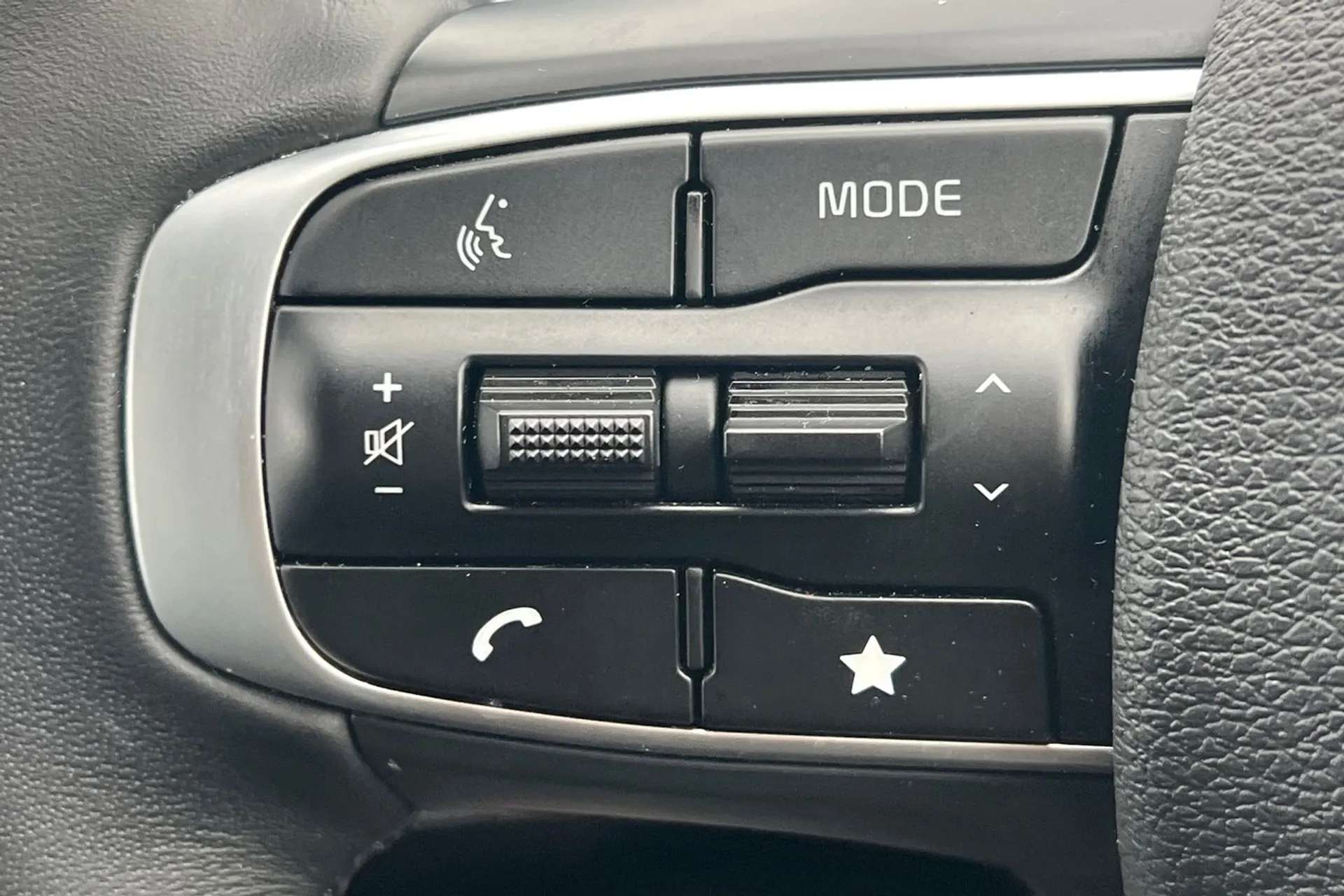 2025 KIA SPORTAGE 2025 KIA SPORTAGE