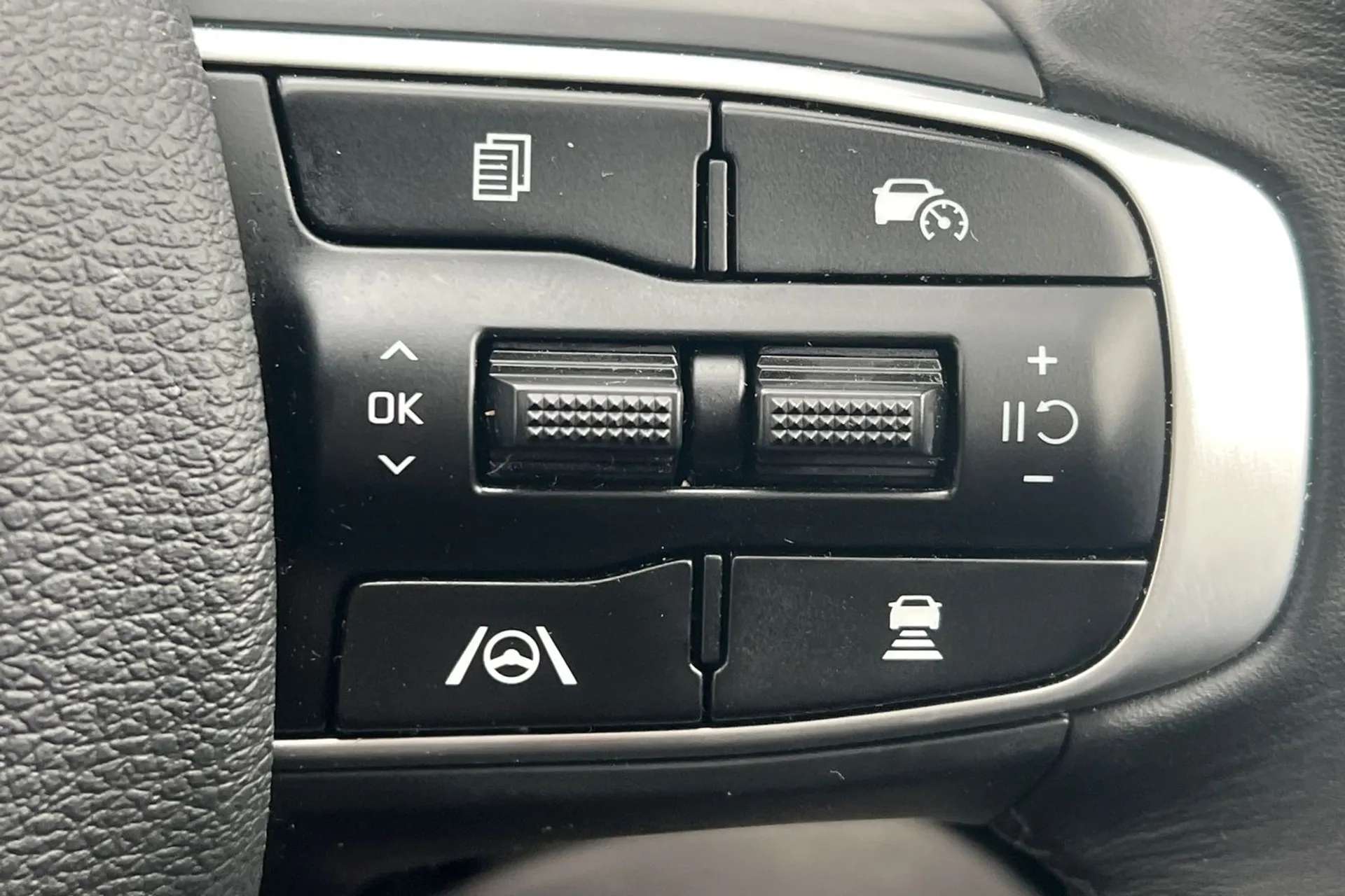 2025 KIA SPORTAGE 2025 KIA SPORTAGE