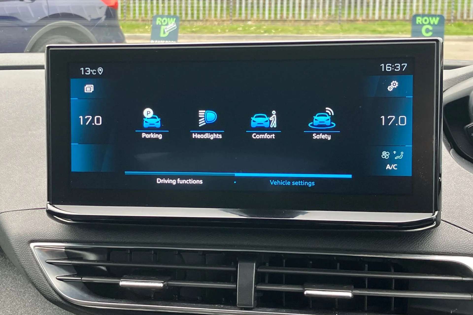 2021 PEUGEOT 3008 2021 PEUGEOT 3008