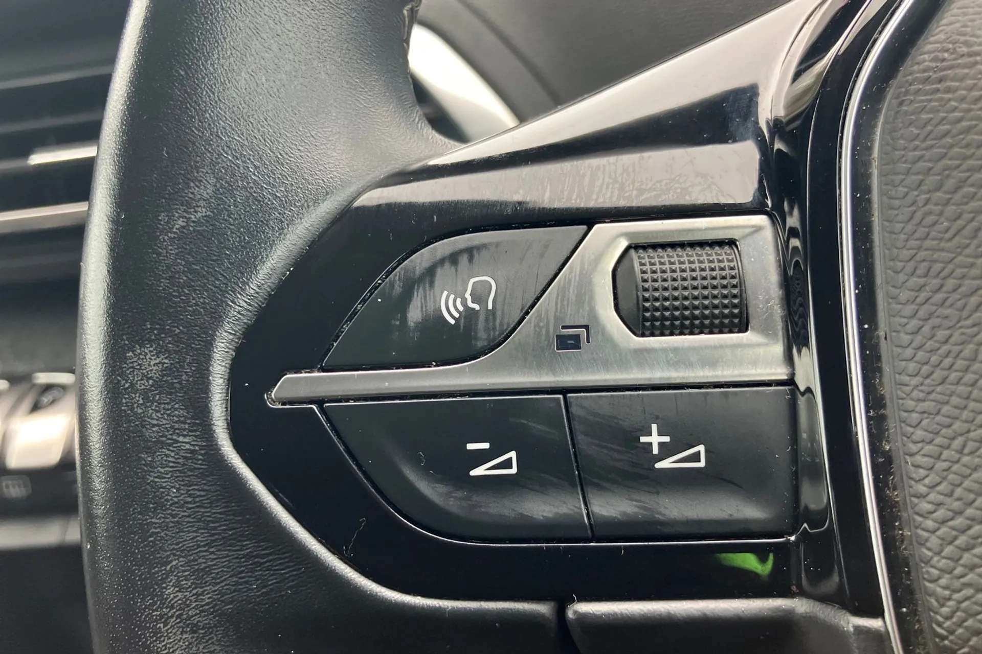 2021 PEUGEOT 3008 2021 PEUGEOT 3008