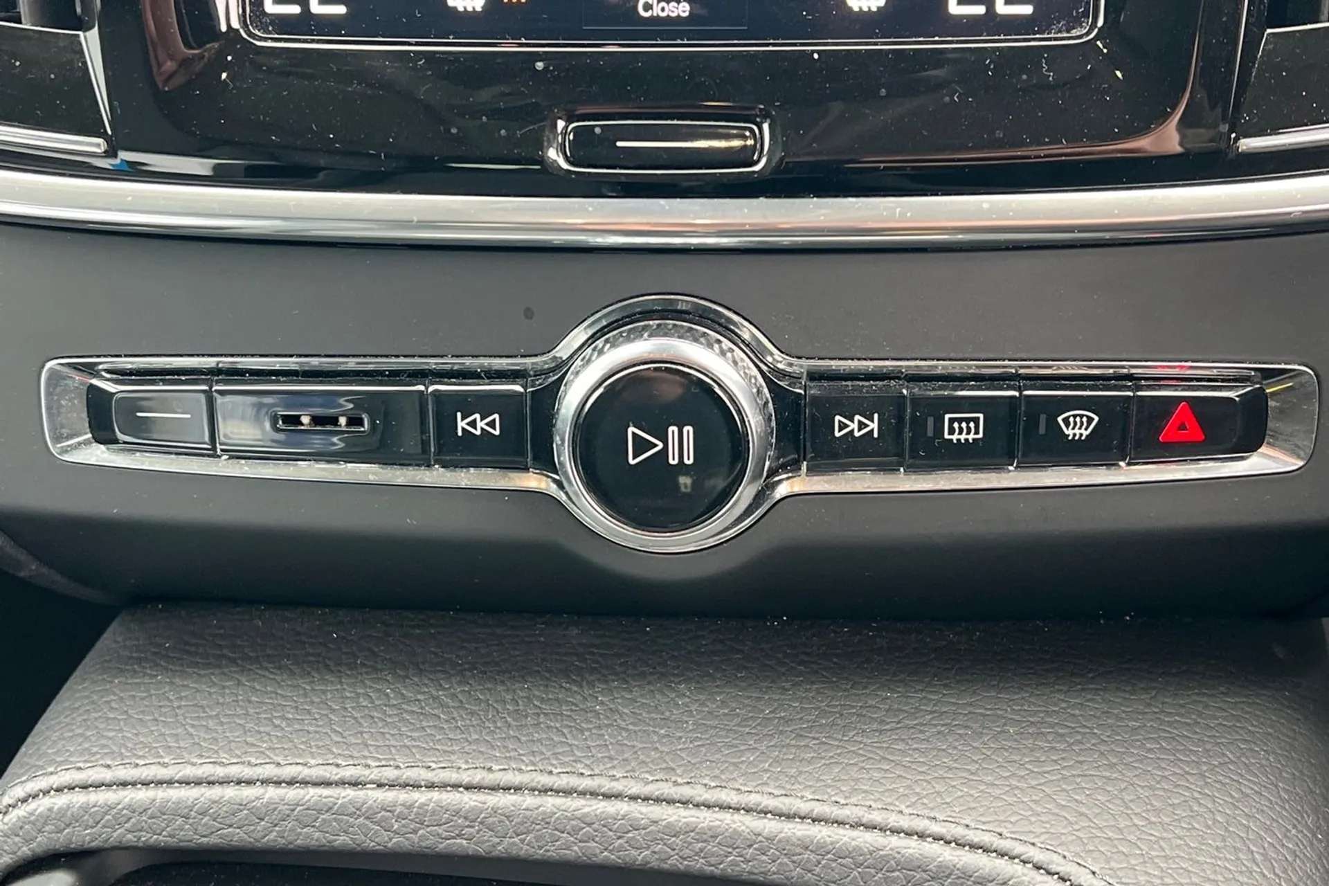 2021 VOLVO V90 2021 VOLVO V90