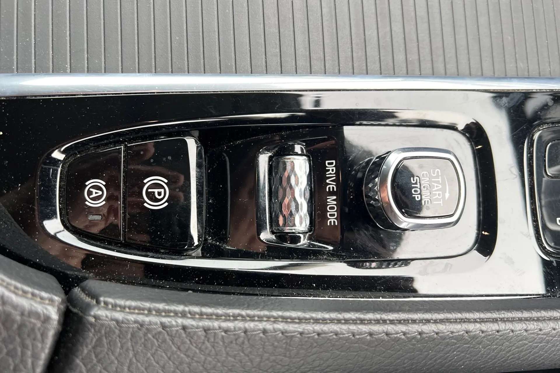 2021 VOLVO V90 2021 VOLVO V90