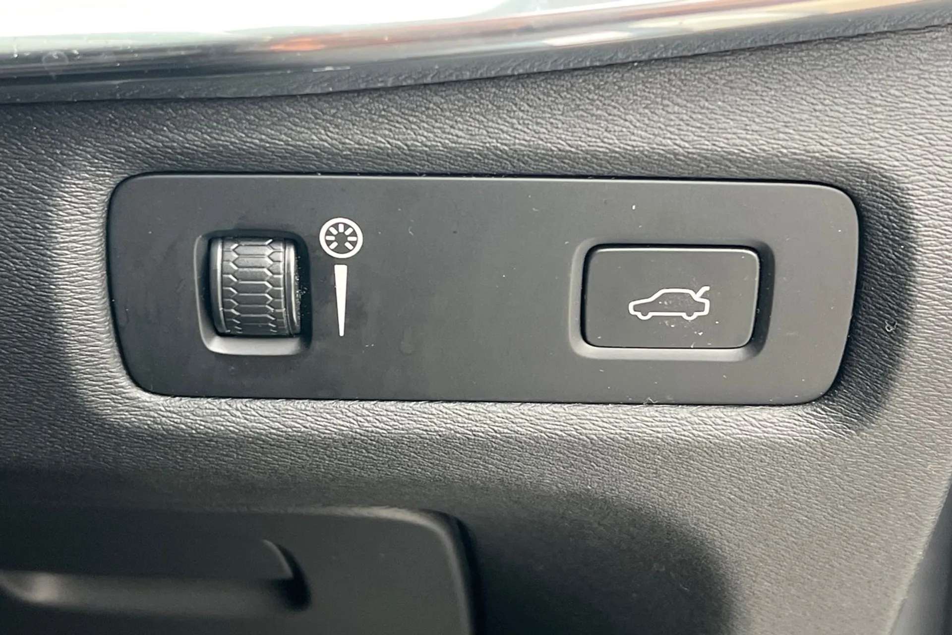 2021 VOLVO V90 2021 VOLVO V90