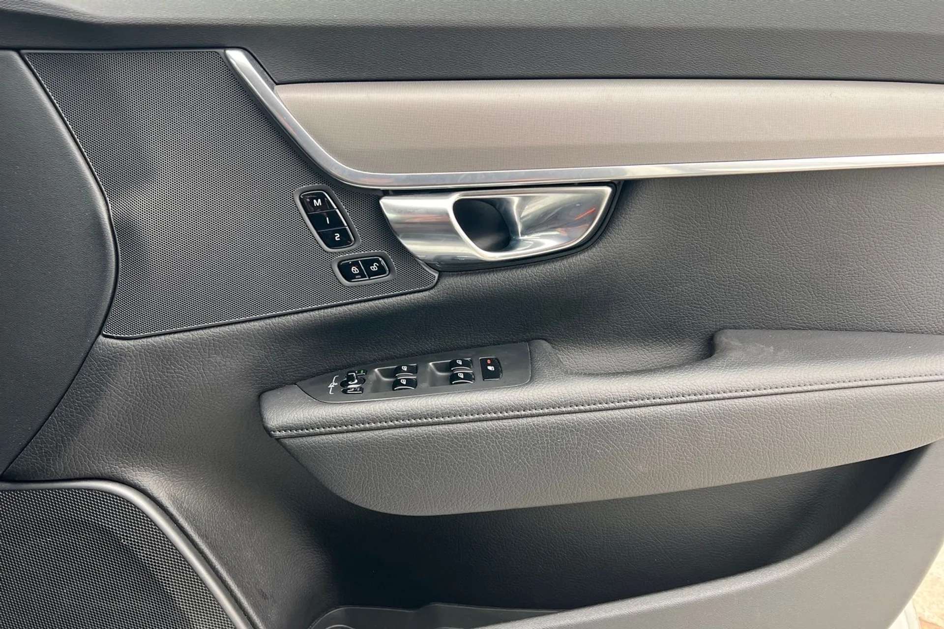 2021 VOLVO V90 2021 VOLVO V90