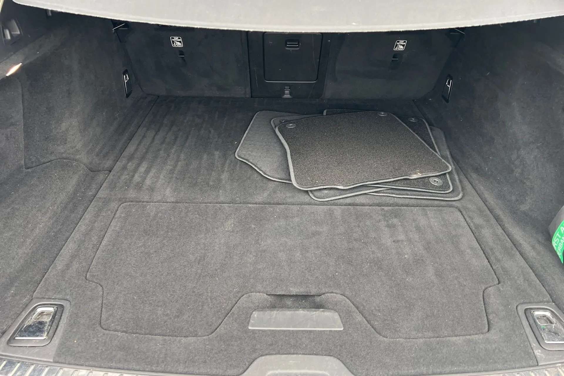 2021 VOLVO V90 2021 VOLVO V90