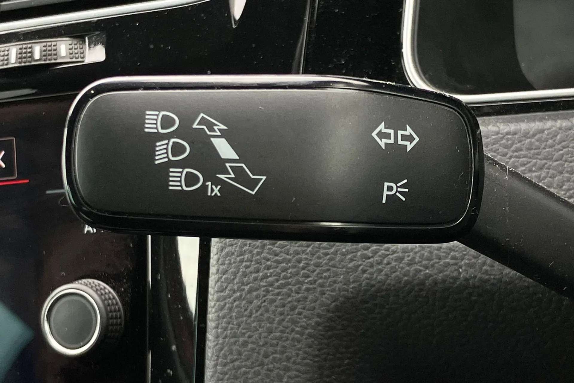 2019 VOLKSWAGEN GOLF 2019 VOLKSWAGEN GOLF