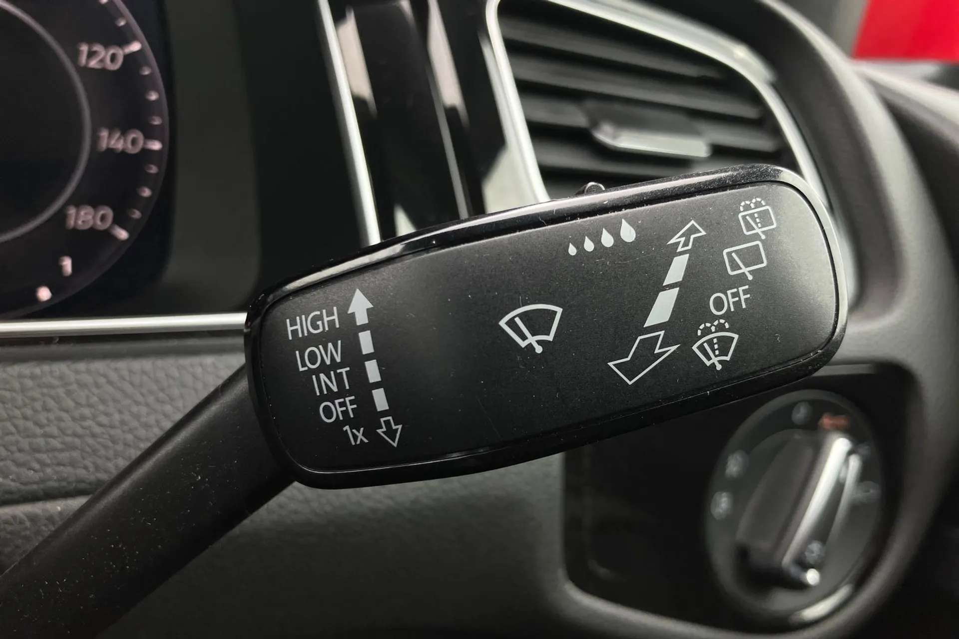 2019 VOLKSWAGEN GOLF 2019 VOLKSWAGEN GOLF