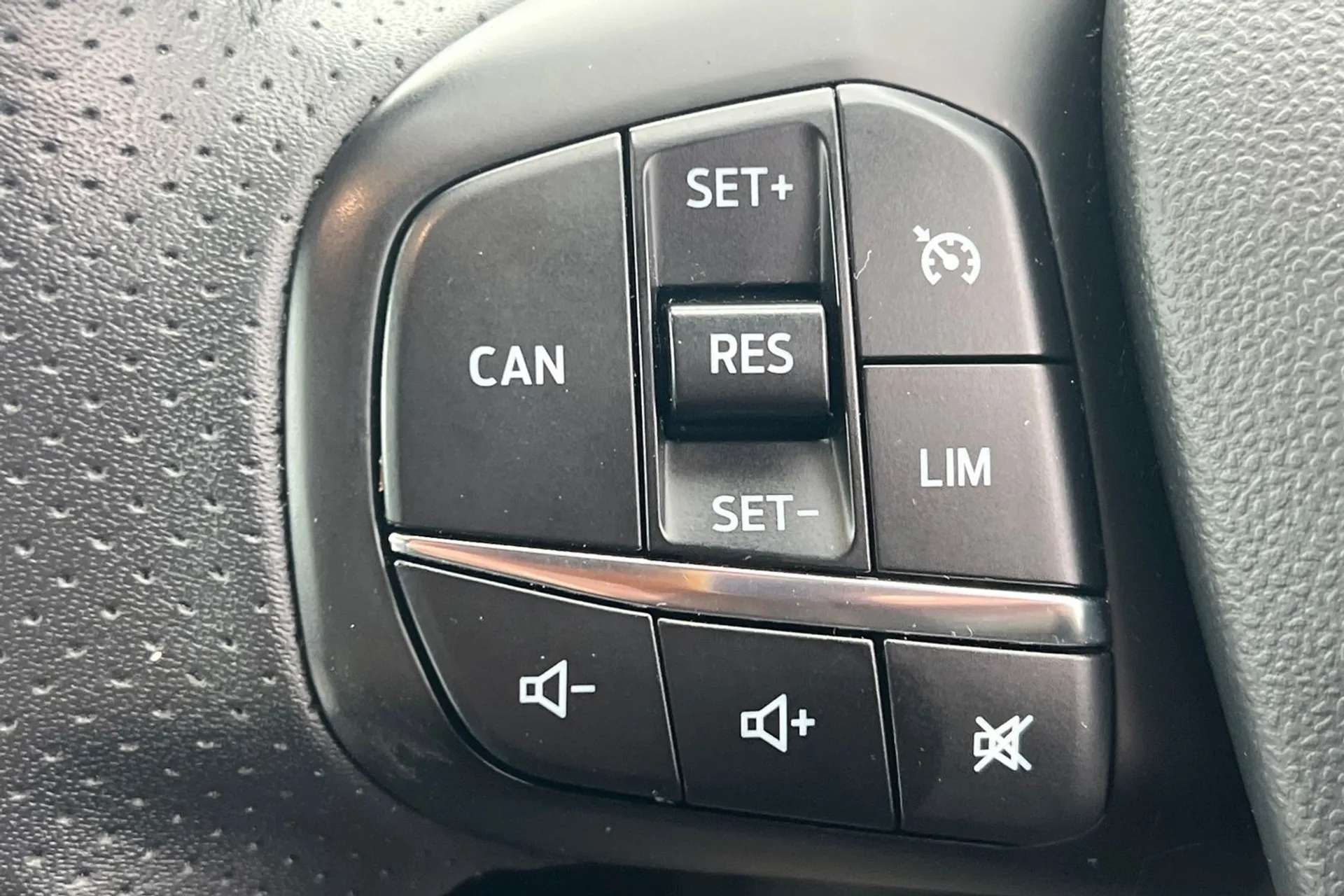 2018 FORD FIESTA 2018 FORD FIESTA