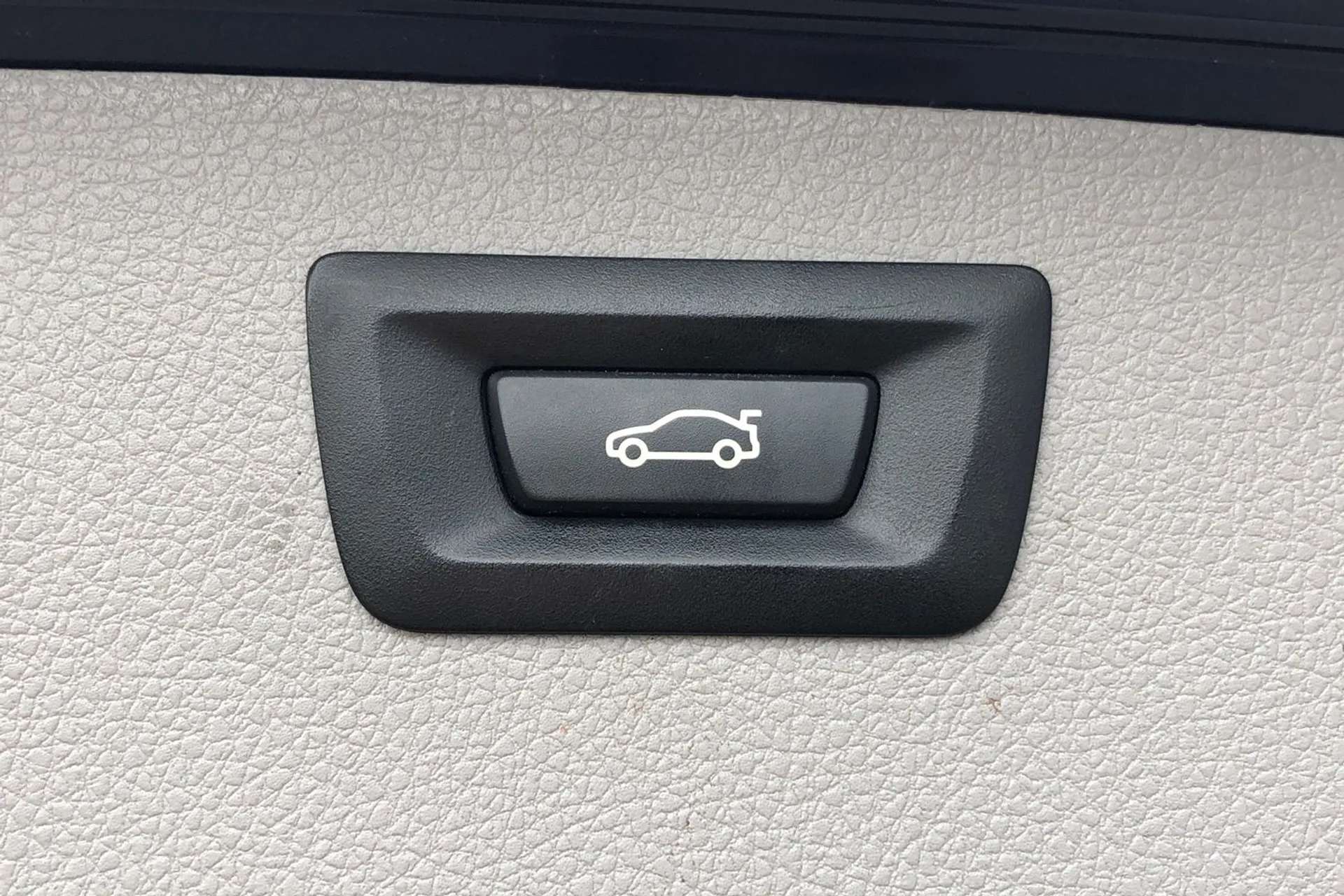 2018 BMW 3 SERIES 2018 BMW 3 SERIES