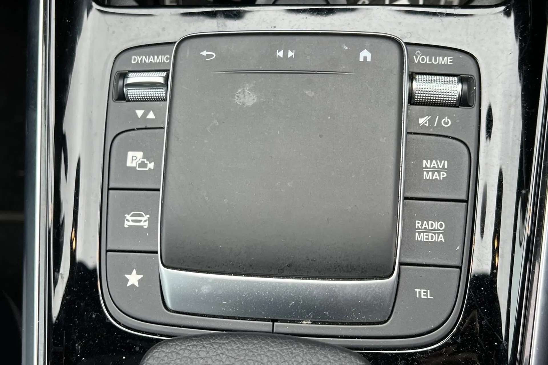 2021 MERCEDES-BENZ GLA 2021 MERCEDES-BENZ GLA