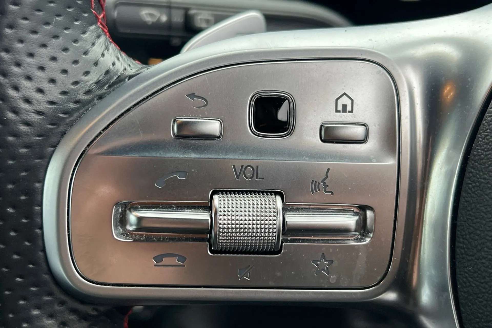 2021 MERCEDES-BENZ GLA 2021 MERCEDES-BENZ GLA