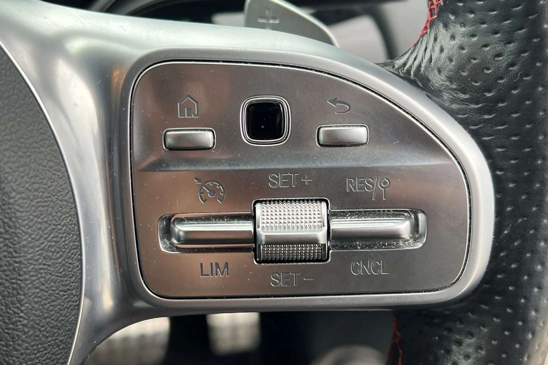 2021 MERCEDES-BENZ GLA 2021 MERCEDES-BENZ GLA