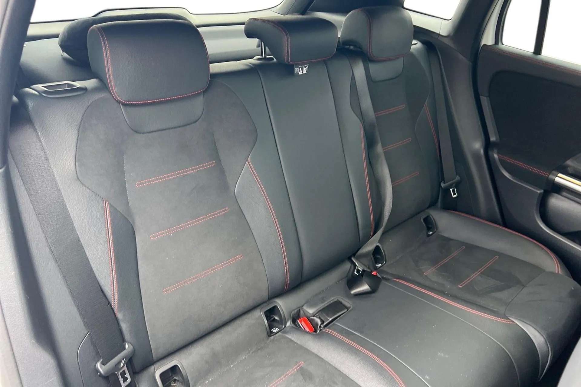 2021 MERCEDES-BENZ GLA 2021 MERCEDES-BENZ GLA