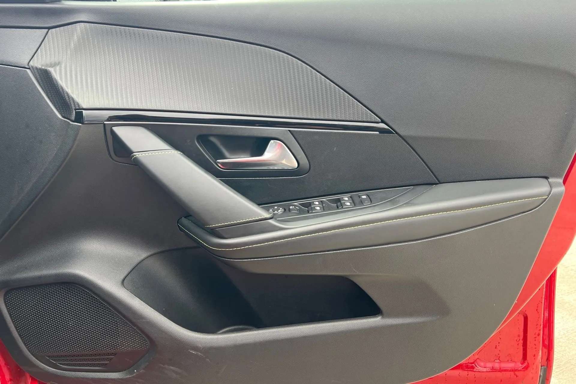 2023 PEUGEOT 208 2023 PEUGEOT 208