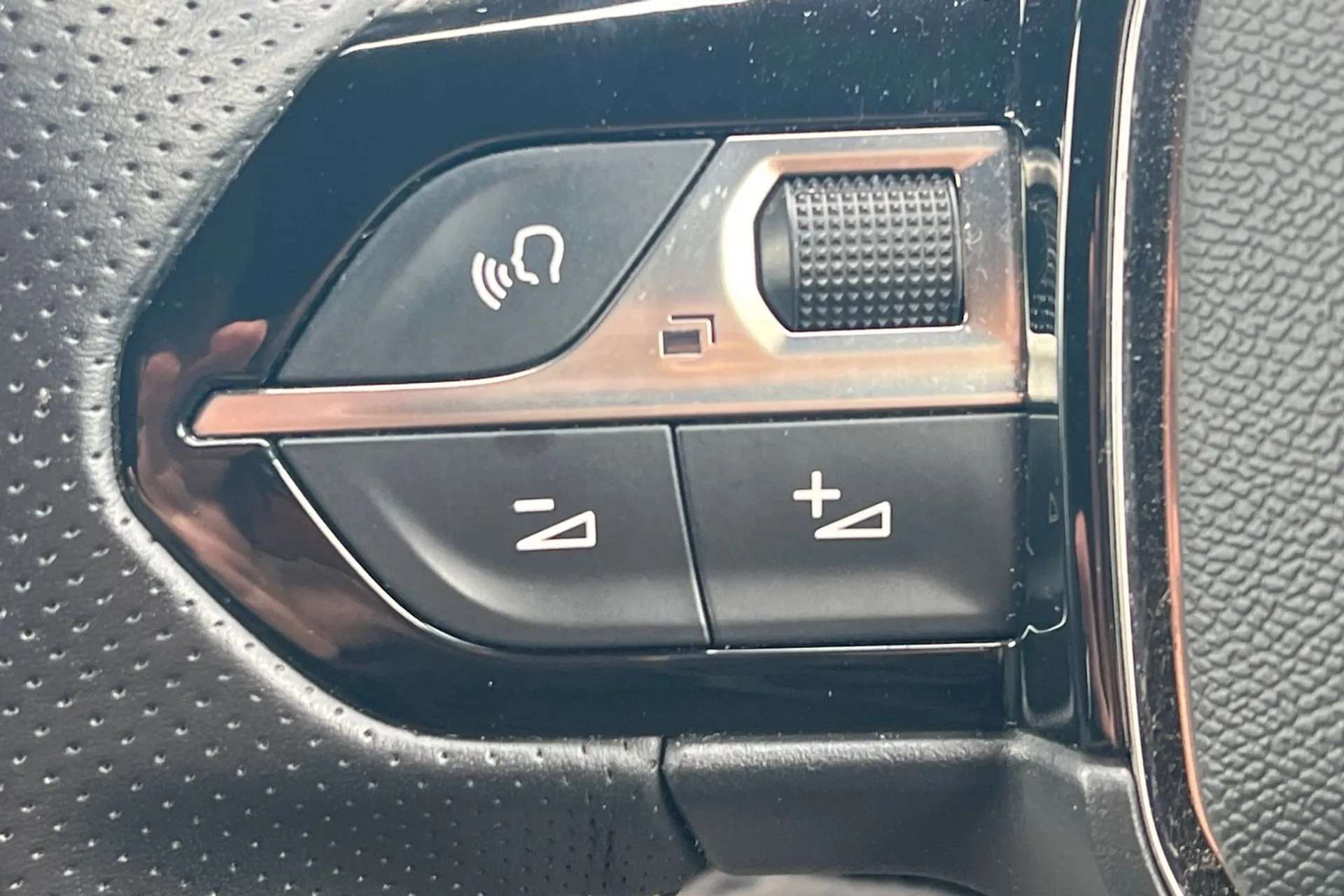 2020 PEUGEOT 208 2020 PEUGEOT 208