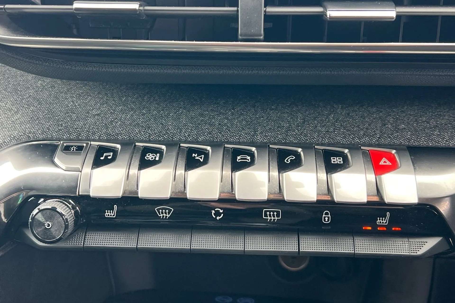 2019 PEUGEOT 5008 2019 PEUGEOT 5008