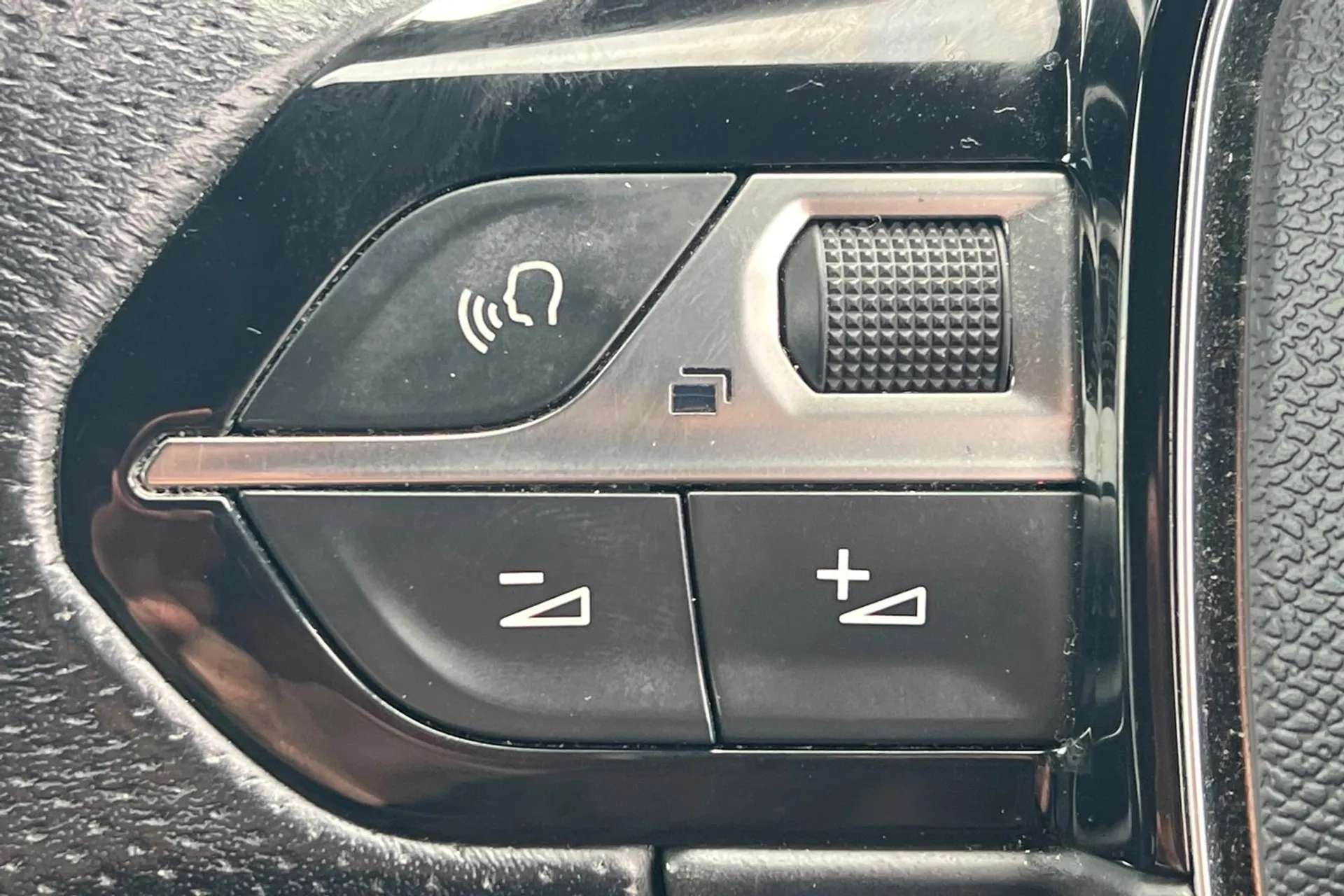 2019 PEUGEOT 5008 2019 PEUGEOT 5008