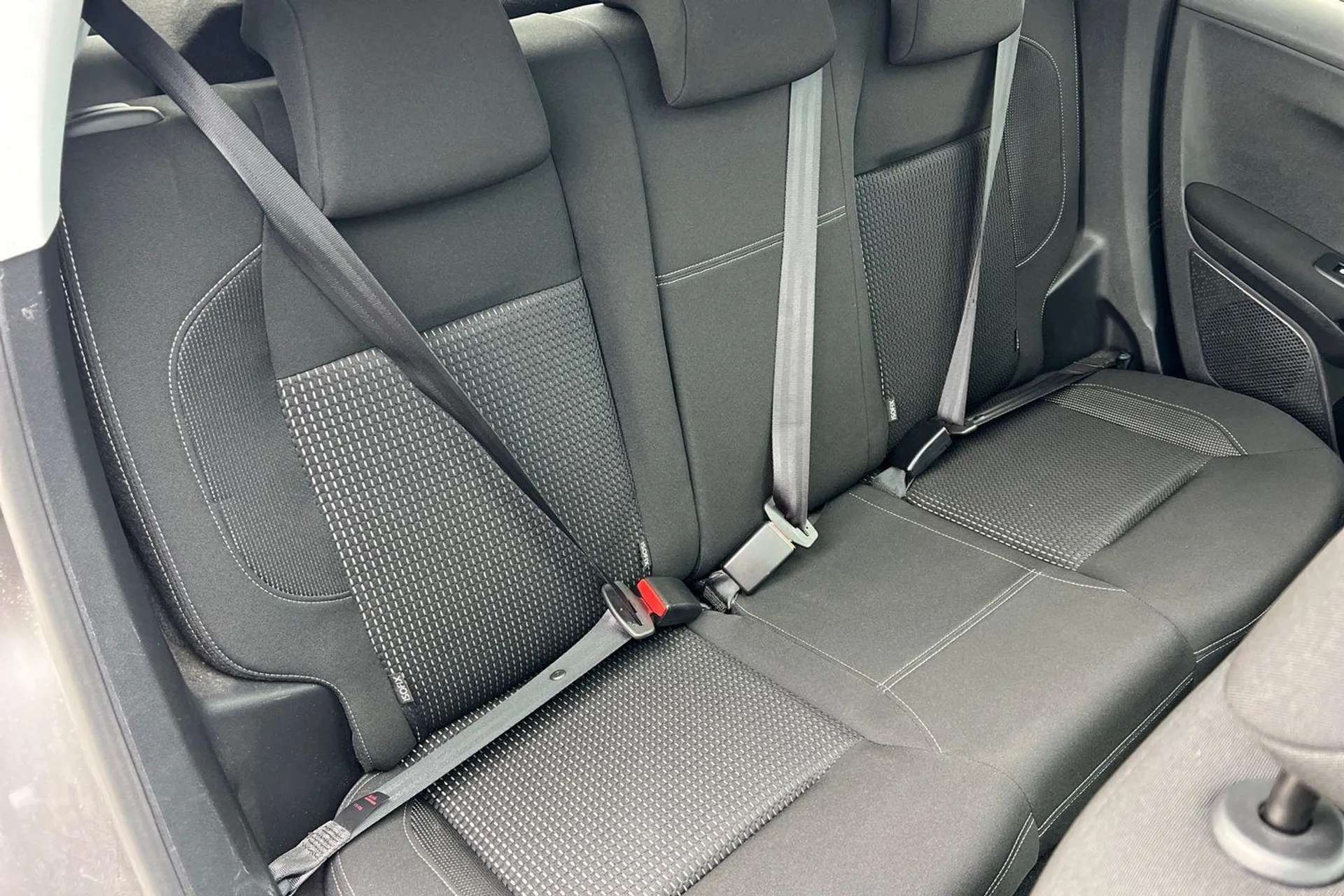 2019 PEUGEOT 208 2019 PEUGEOT 208