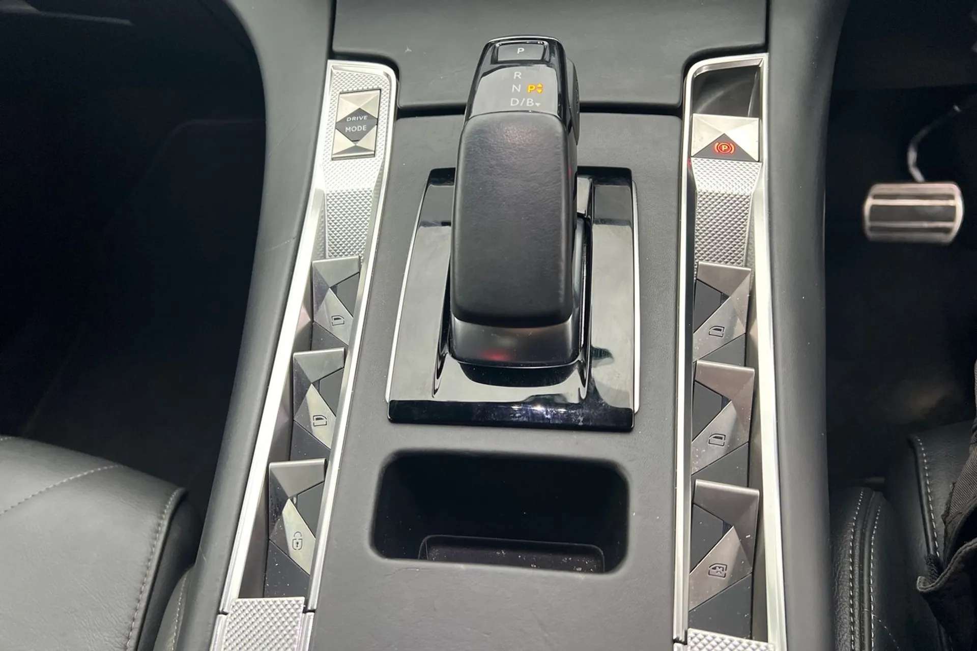 2022 DS DS7 CROSSBACK 2022 DS DS7 CROSSBACK