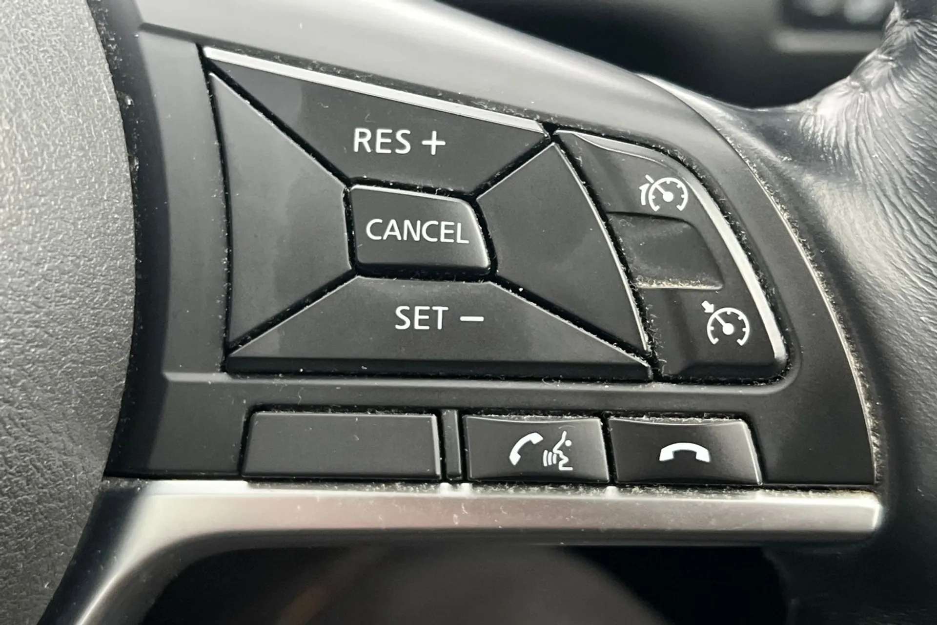 2018 NISSAN X-TRAIL 2018 NISSAN X-TRAIL