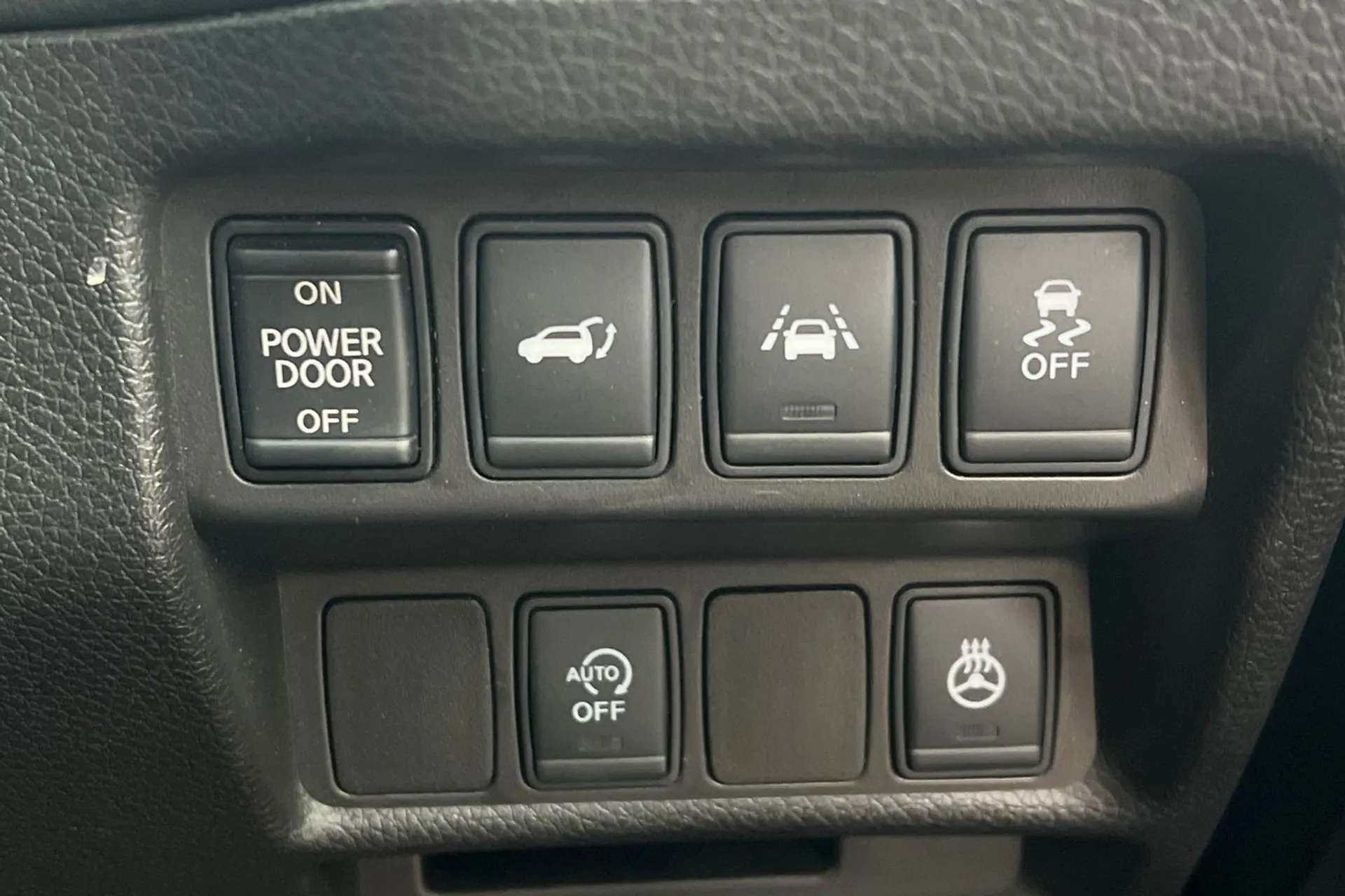 2018 NISSAN X-TRAIL 2018 NISSAN X-TRAIL