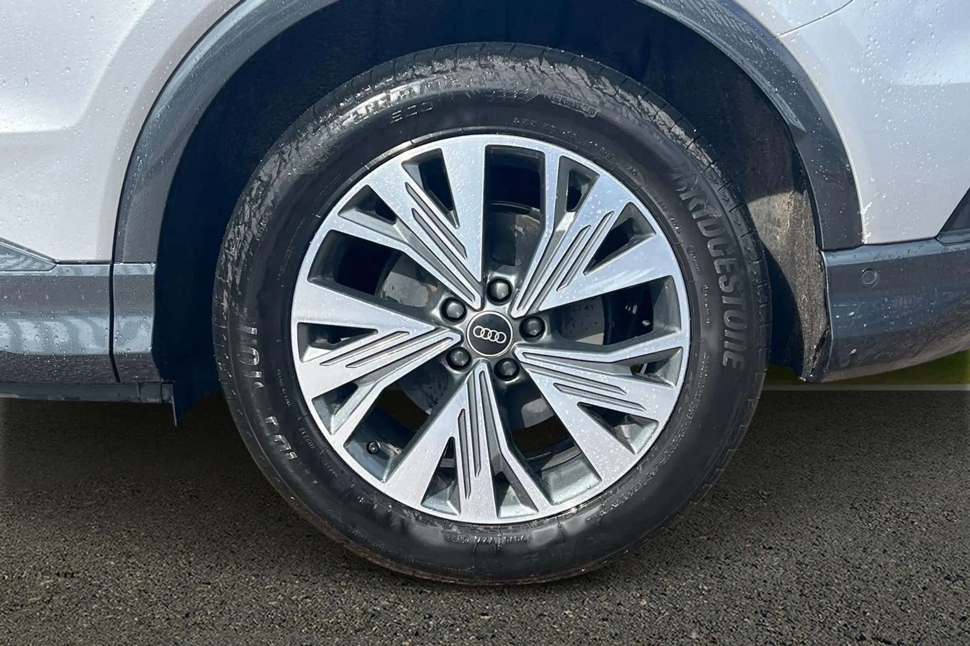 2023 AUDI Q4 2023 AUDI Q4