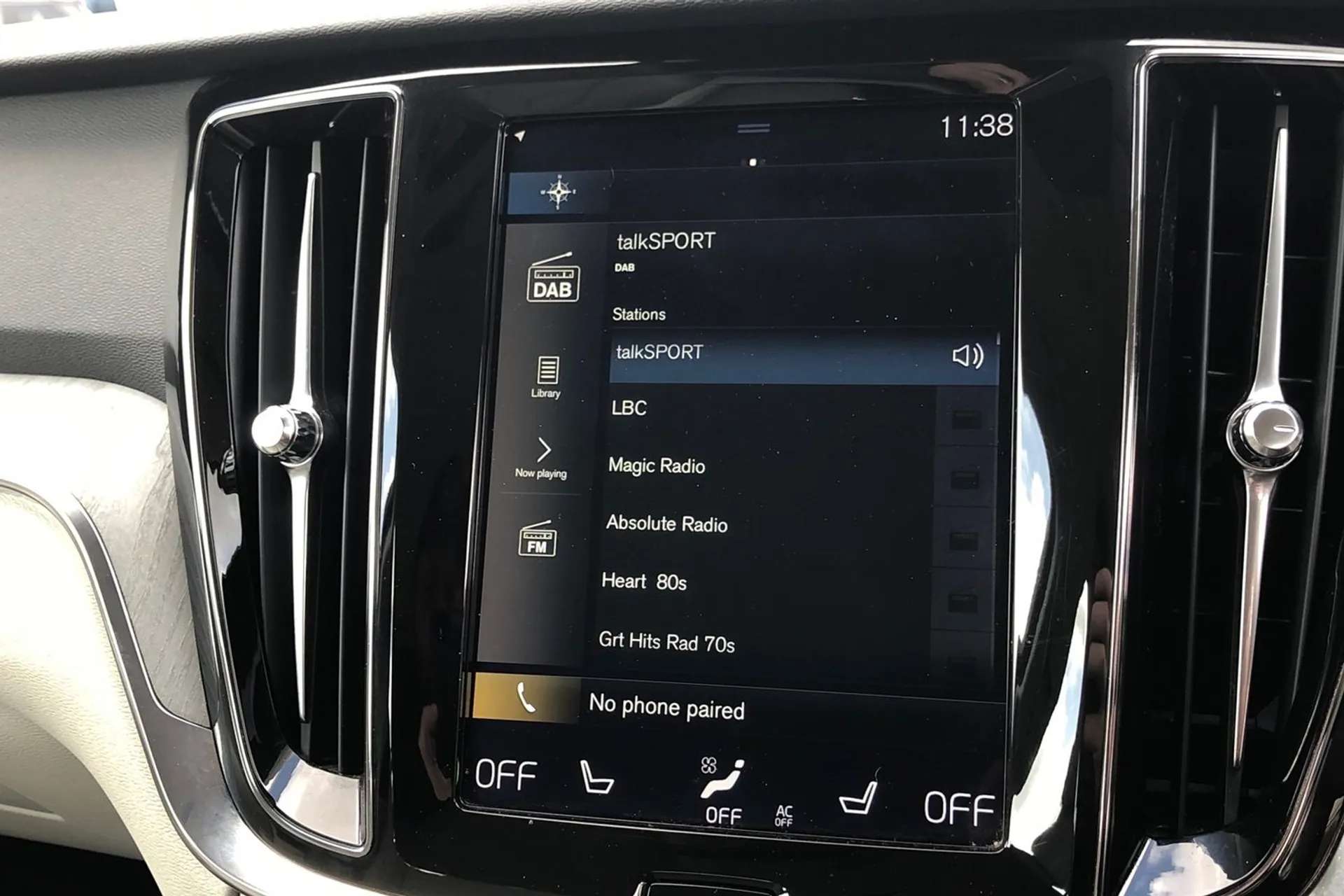 2019 VOLVO V60 2019 VOLVO V60