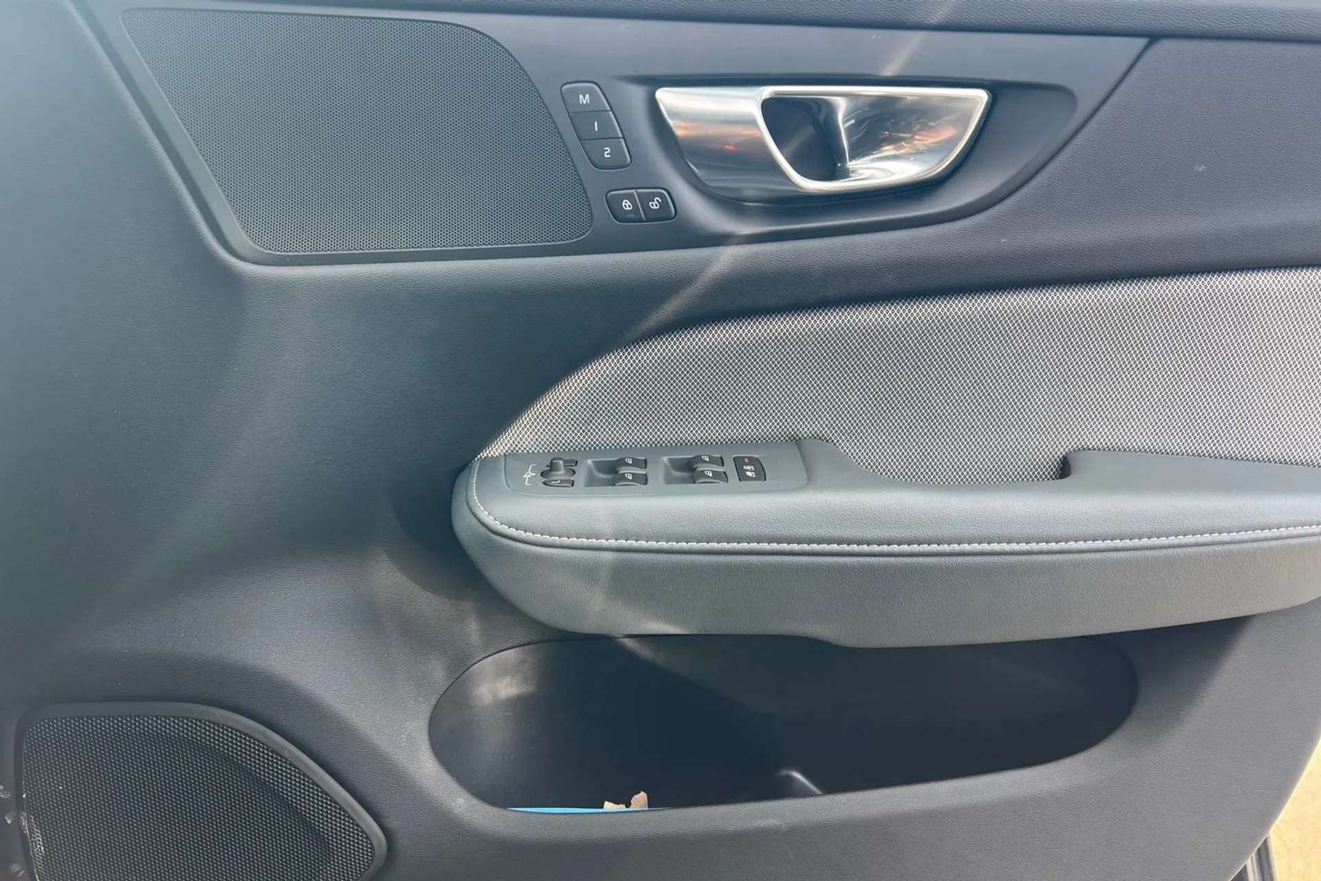 2020 VOLVO V60 2020 VOLVO V60