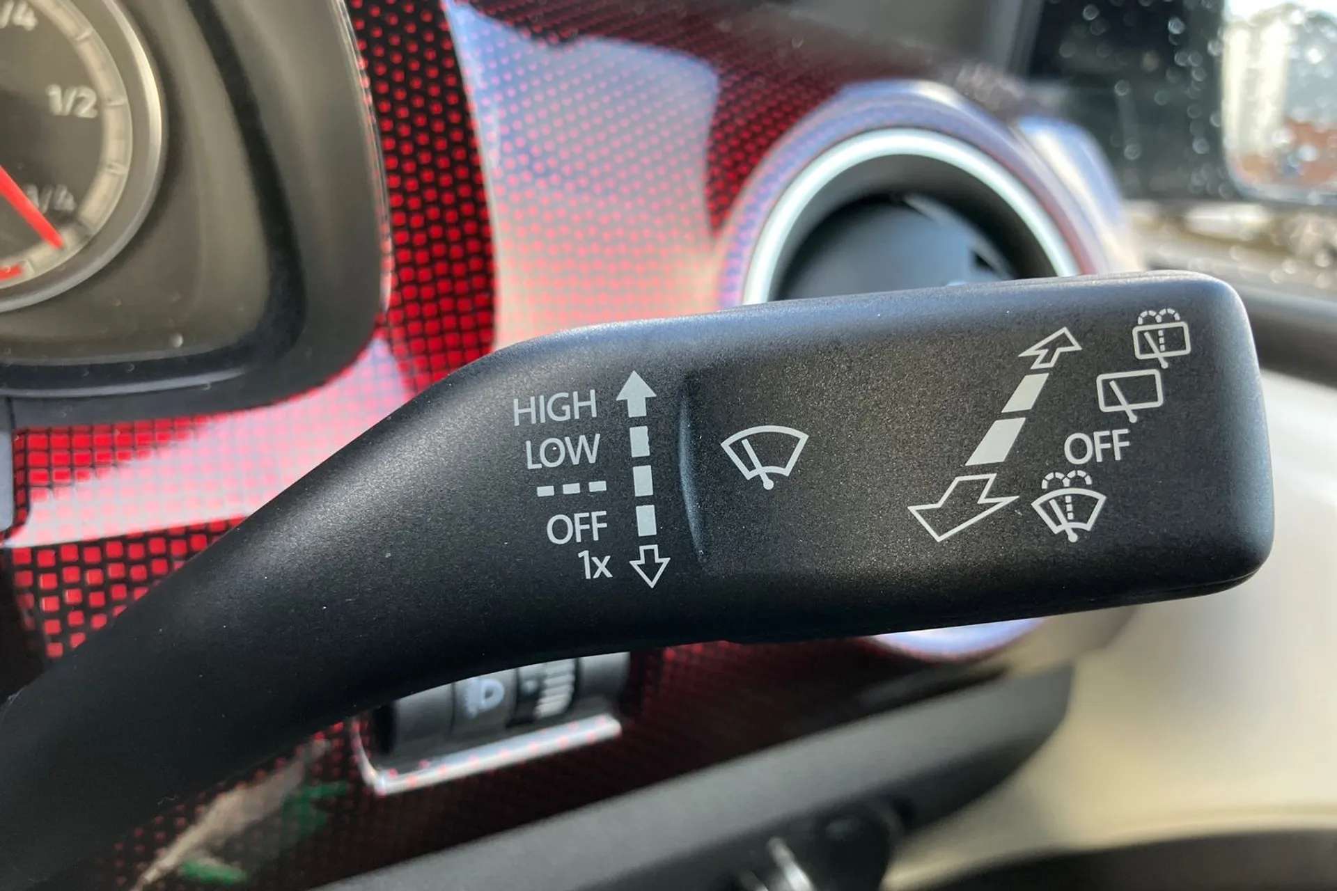 2022 VOLKSWAGEN UP 2022 VOLKSWAGEN UP