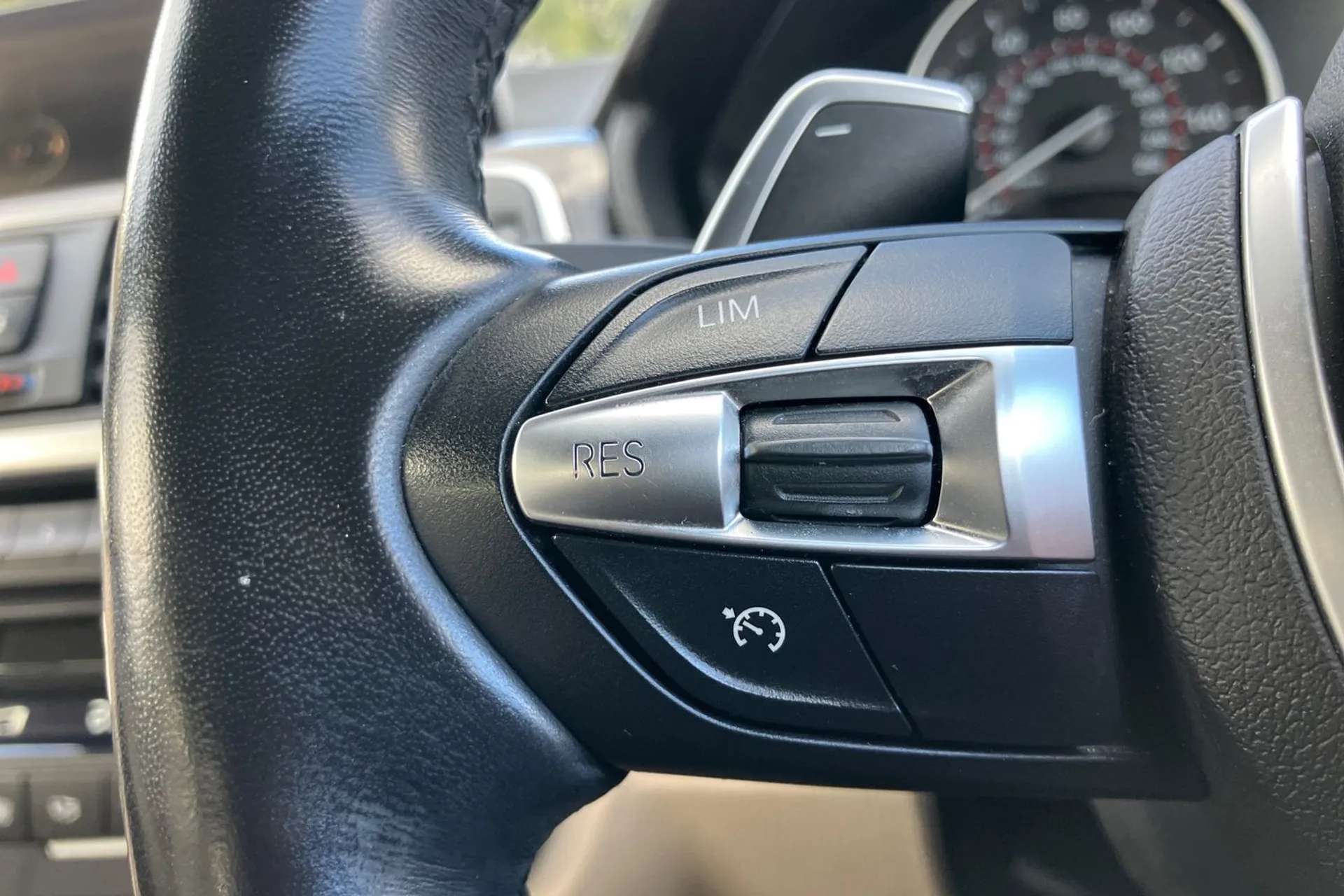 2018 BMW 3 SERIES 2018 BMW 3 SERIES