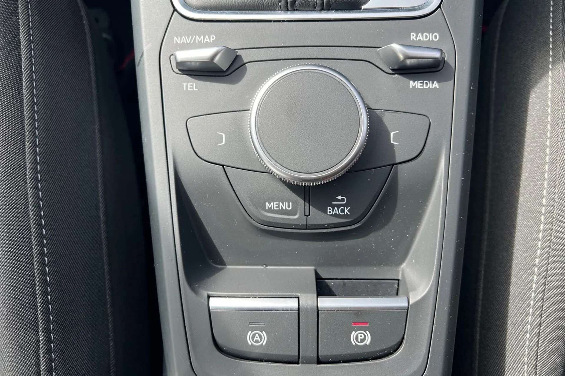 2020 AUDI Q2 2020 AUDI Q2