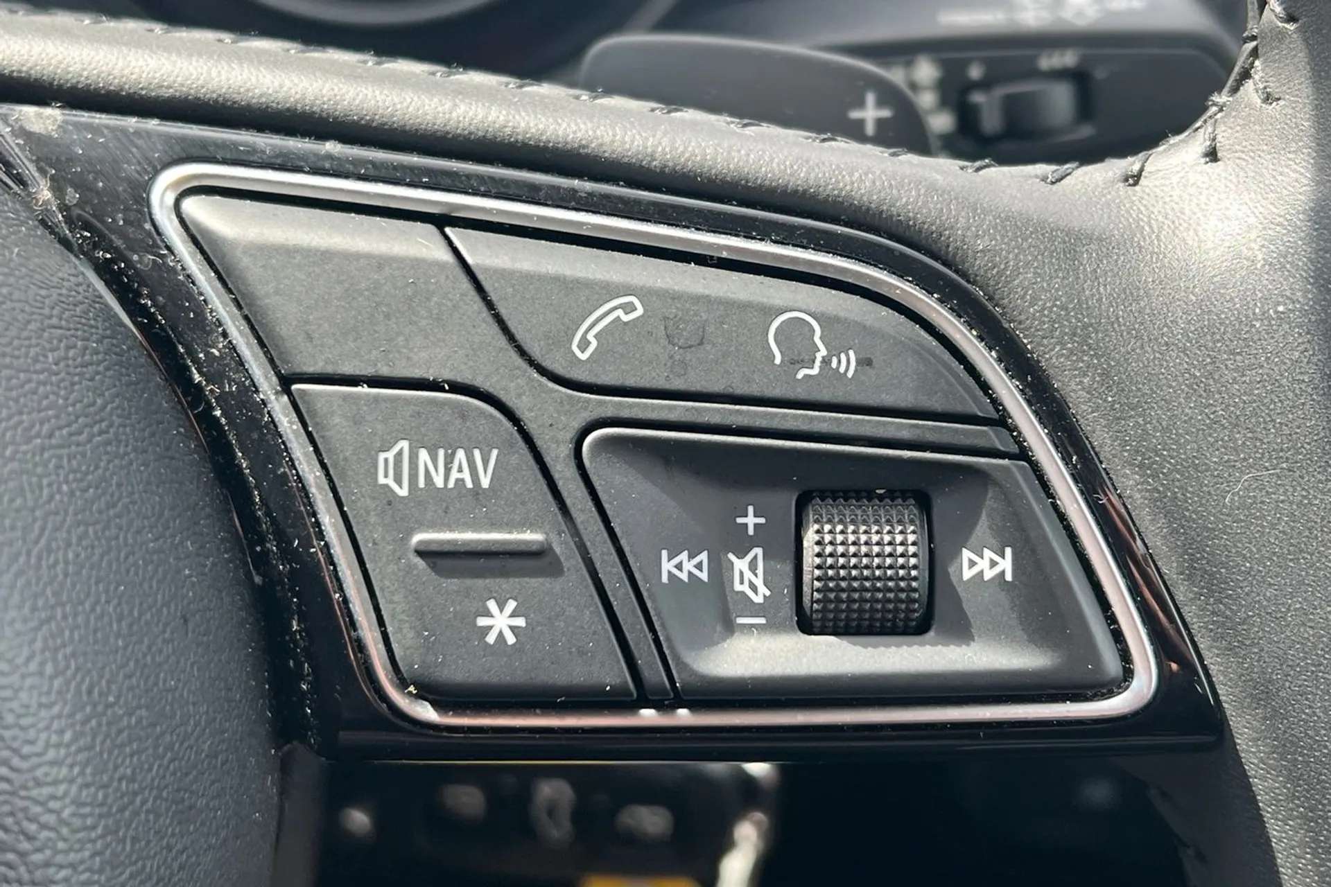 2020 AUDI Q2 2020 AUDI Q2