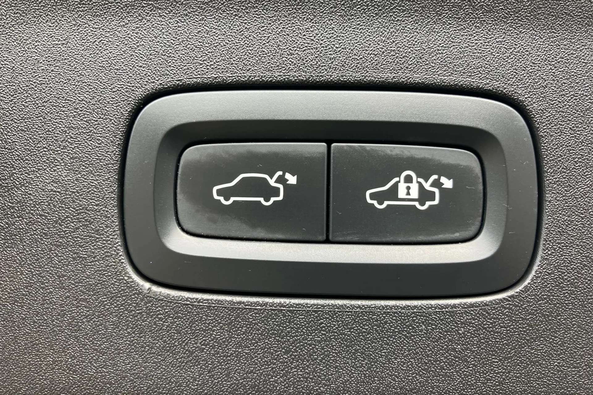 2022 POLESTAR 2 2022 POLESTAR 2