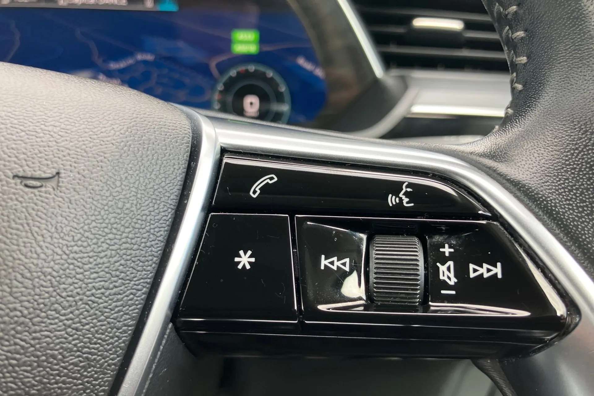 2019 AUDI E-TRON 2019 AUDI E-TRON