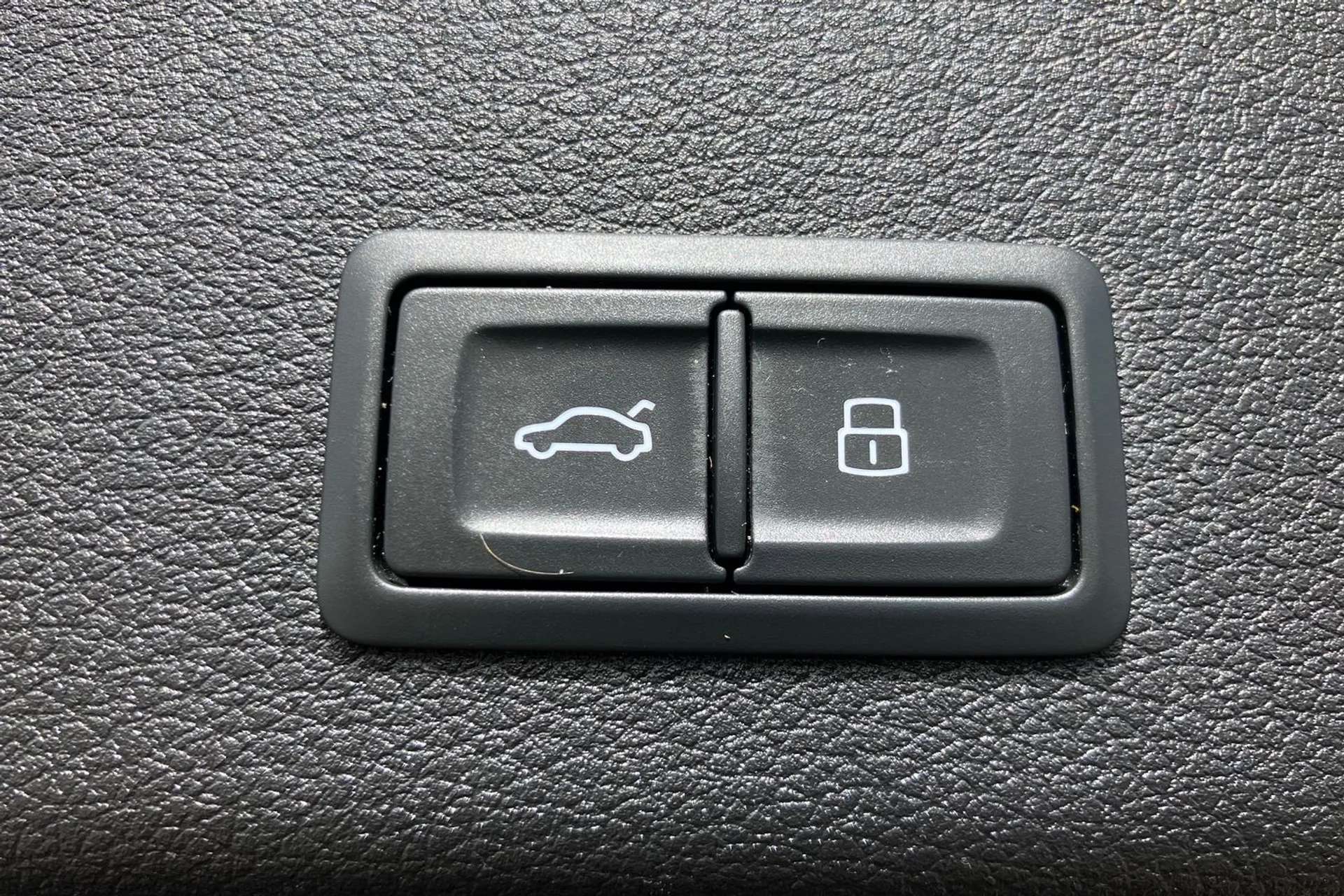 2019 AUDI E-TRON 2019 AUDI E-TRON