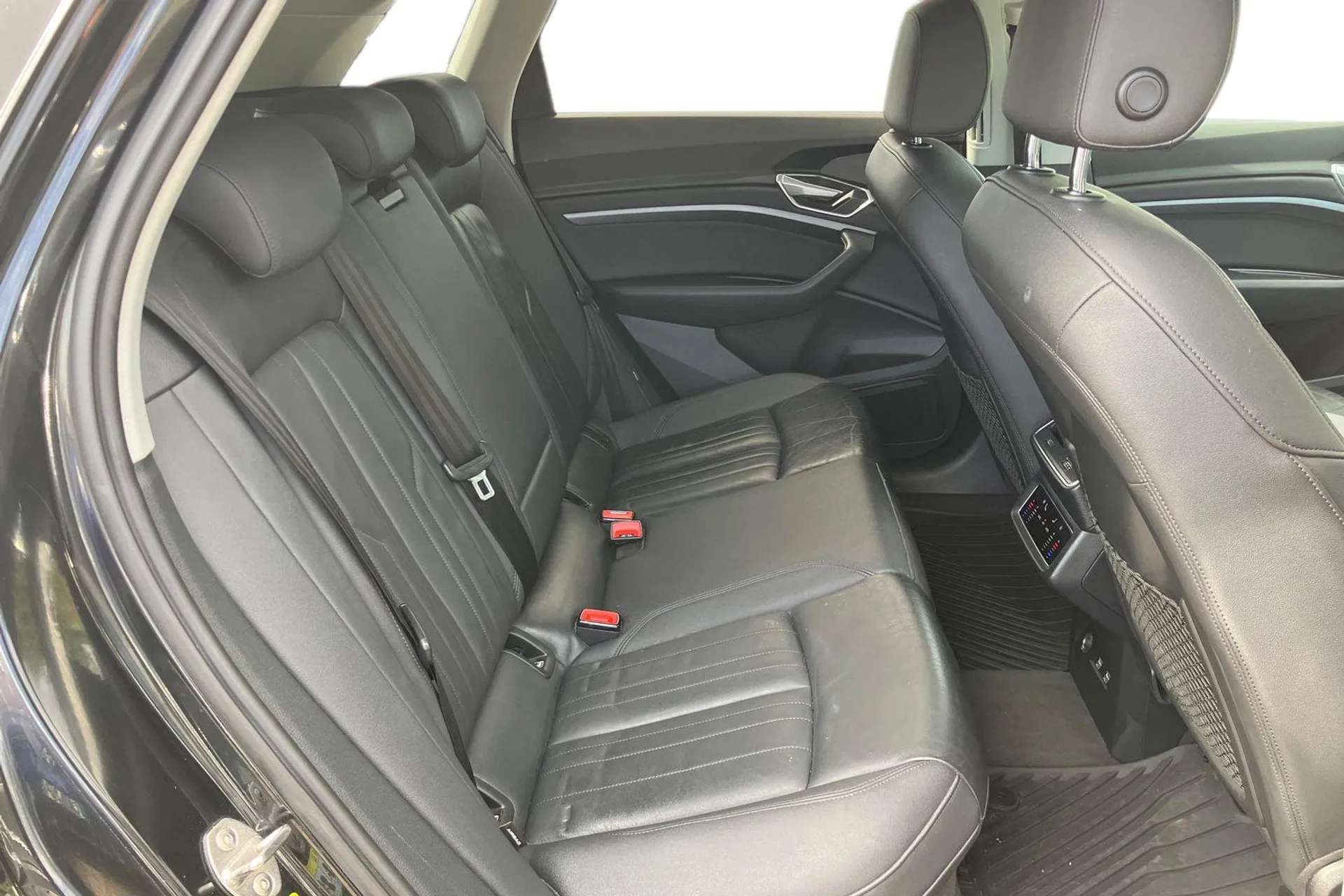 2019 AUDI E-TRON 2019 AUDI E-TRON