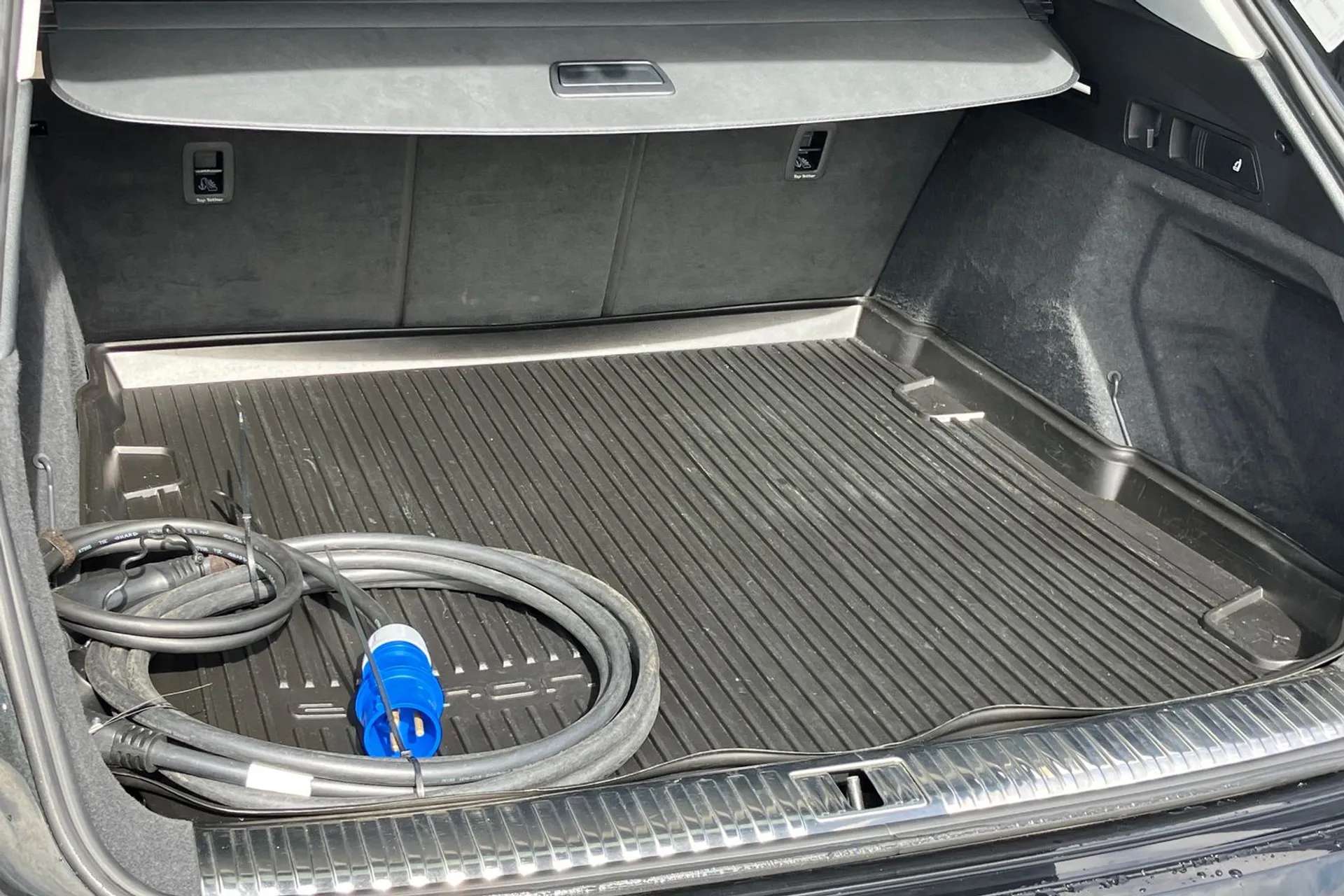 2019 AUDI E-TRON 2019 AUDI E-TRON