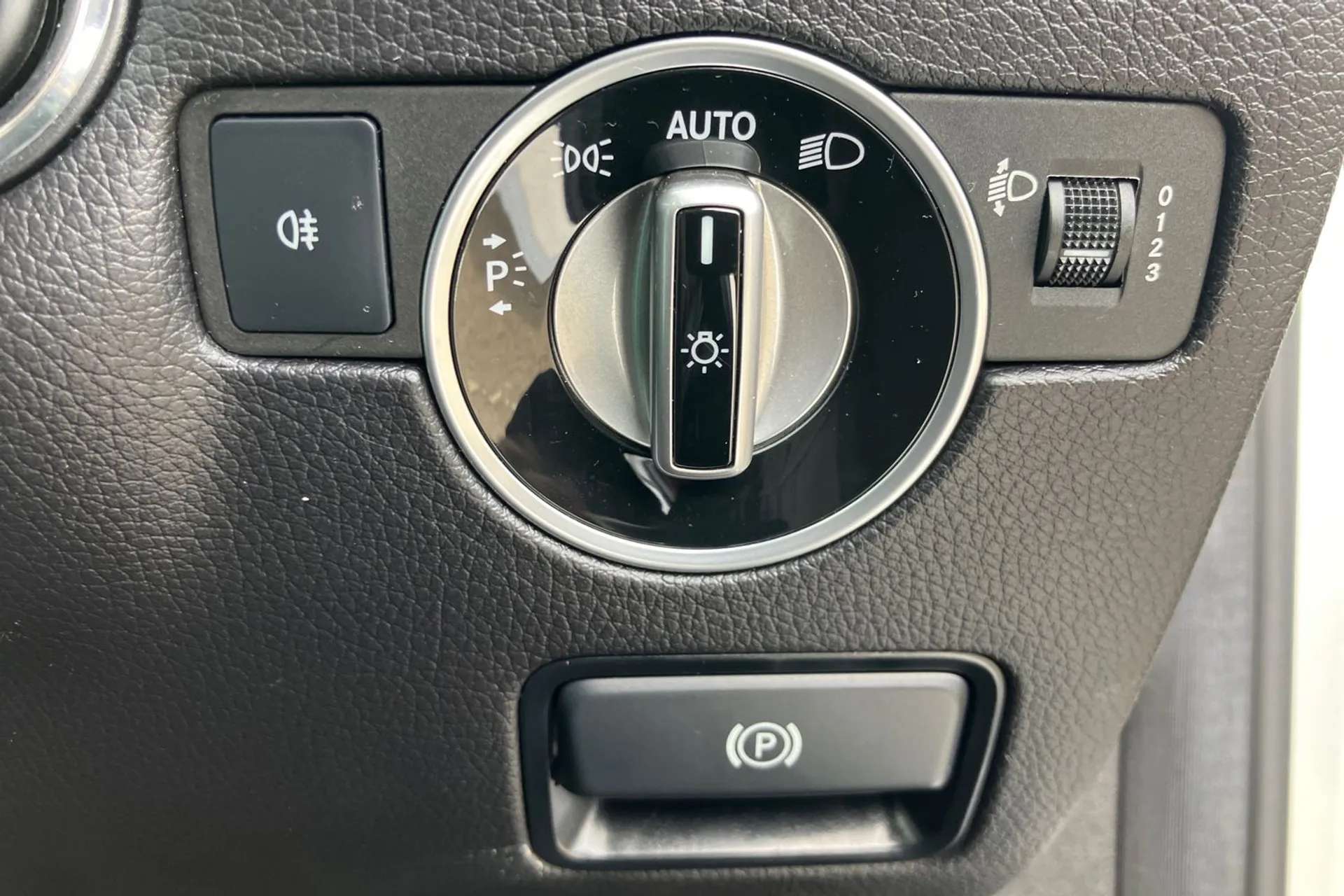 2019 MERCEDES-BENZ SLC 2019 MERCEDES-BENZ SLC