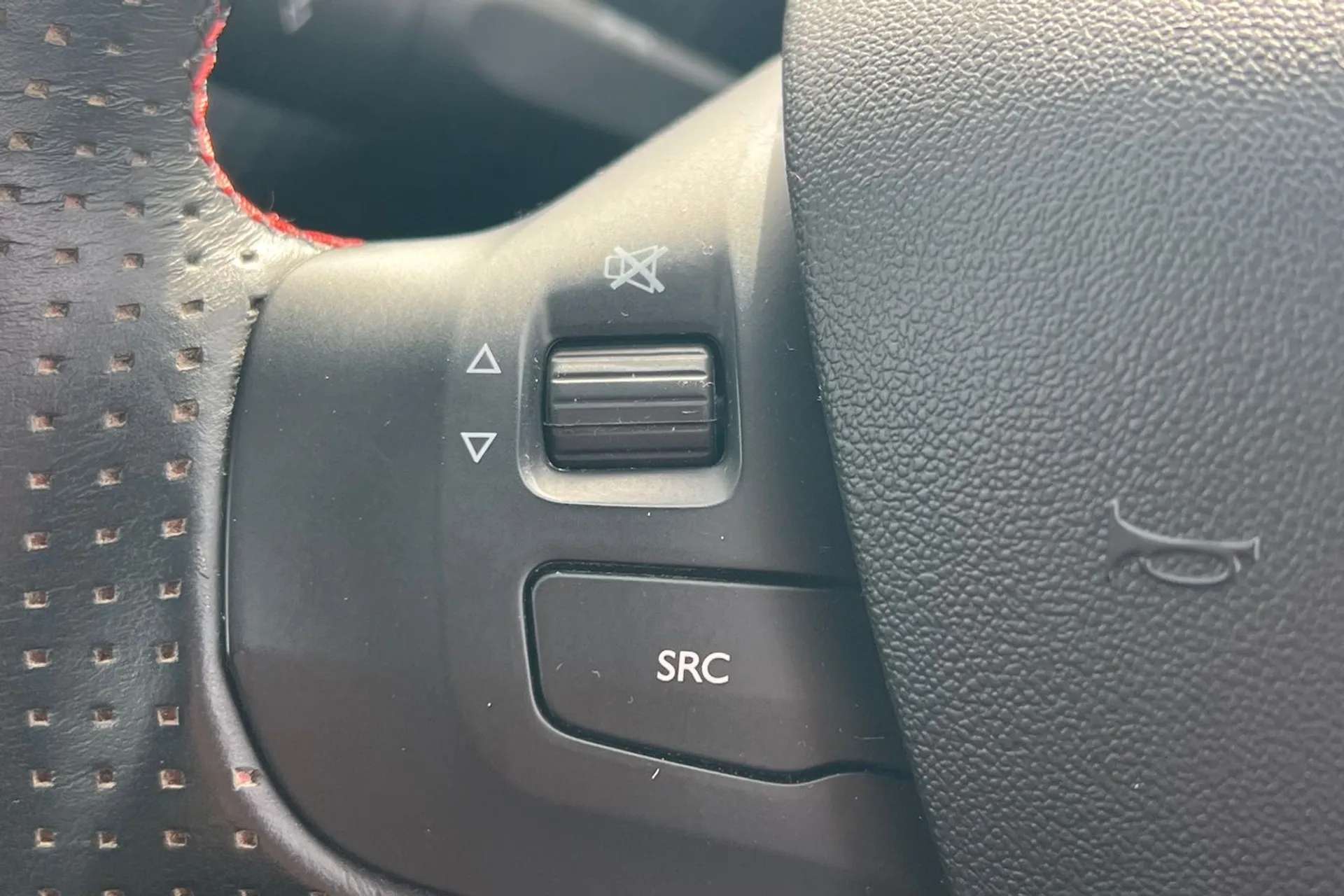 2017 PEUGEOT 208 2017 PEUGEOT 208